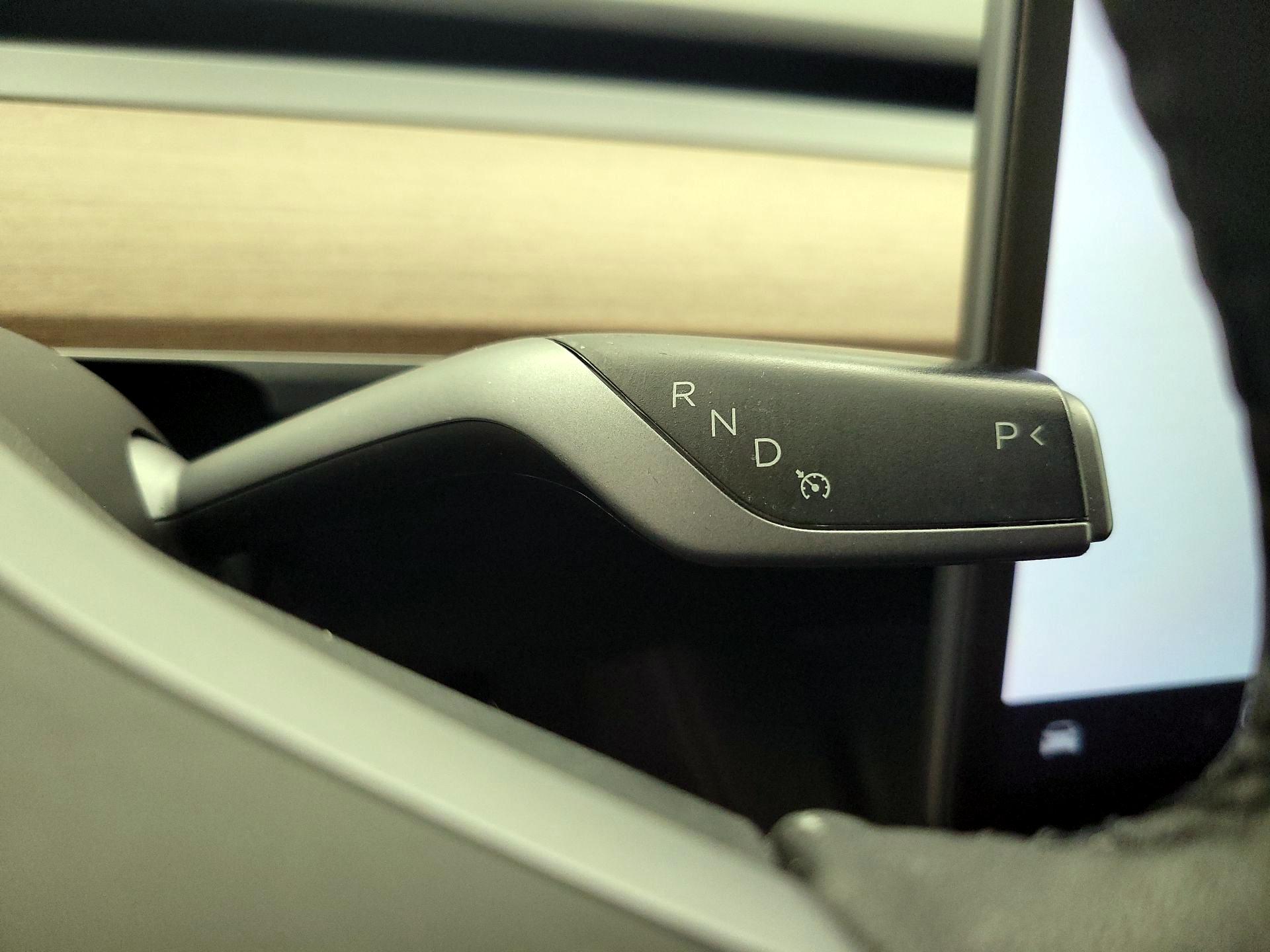 Thumbnail: 2022 Tesla Model Y - 17