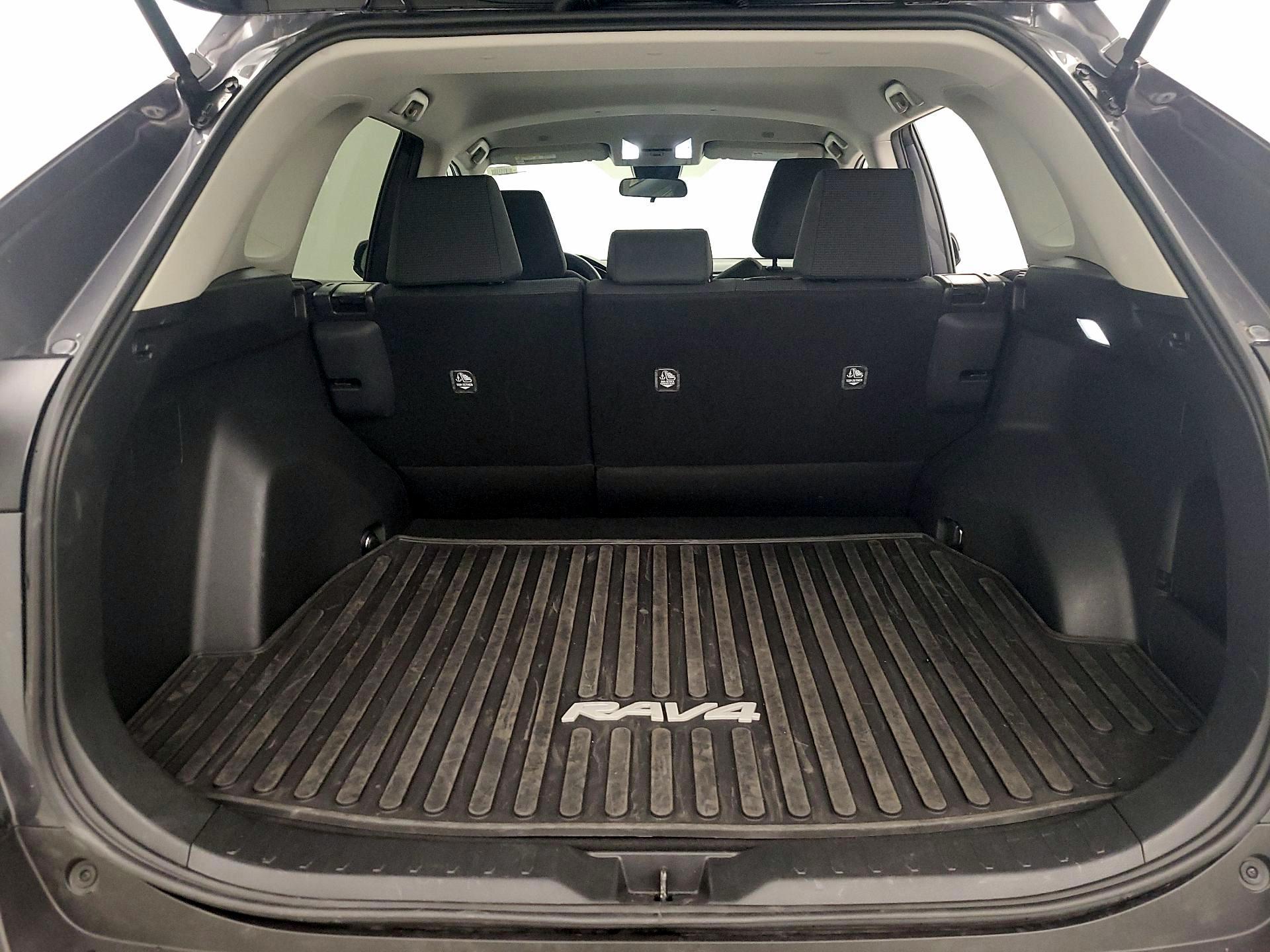 Thumbnail: 2025 Toyota RAV4 - 20