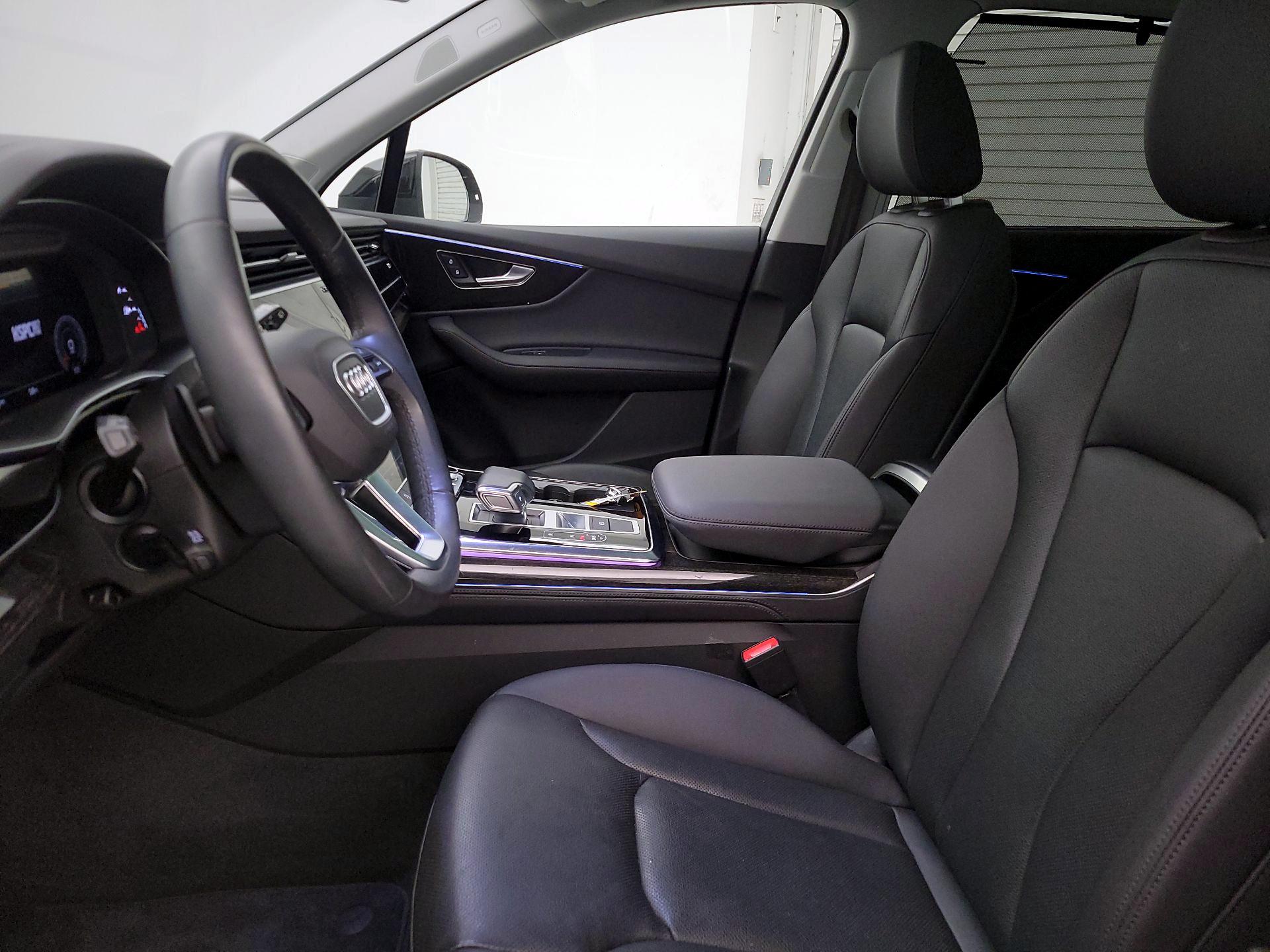 Thumbnail: 2023 Audi Q7 - 11