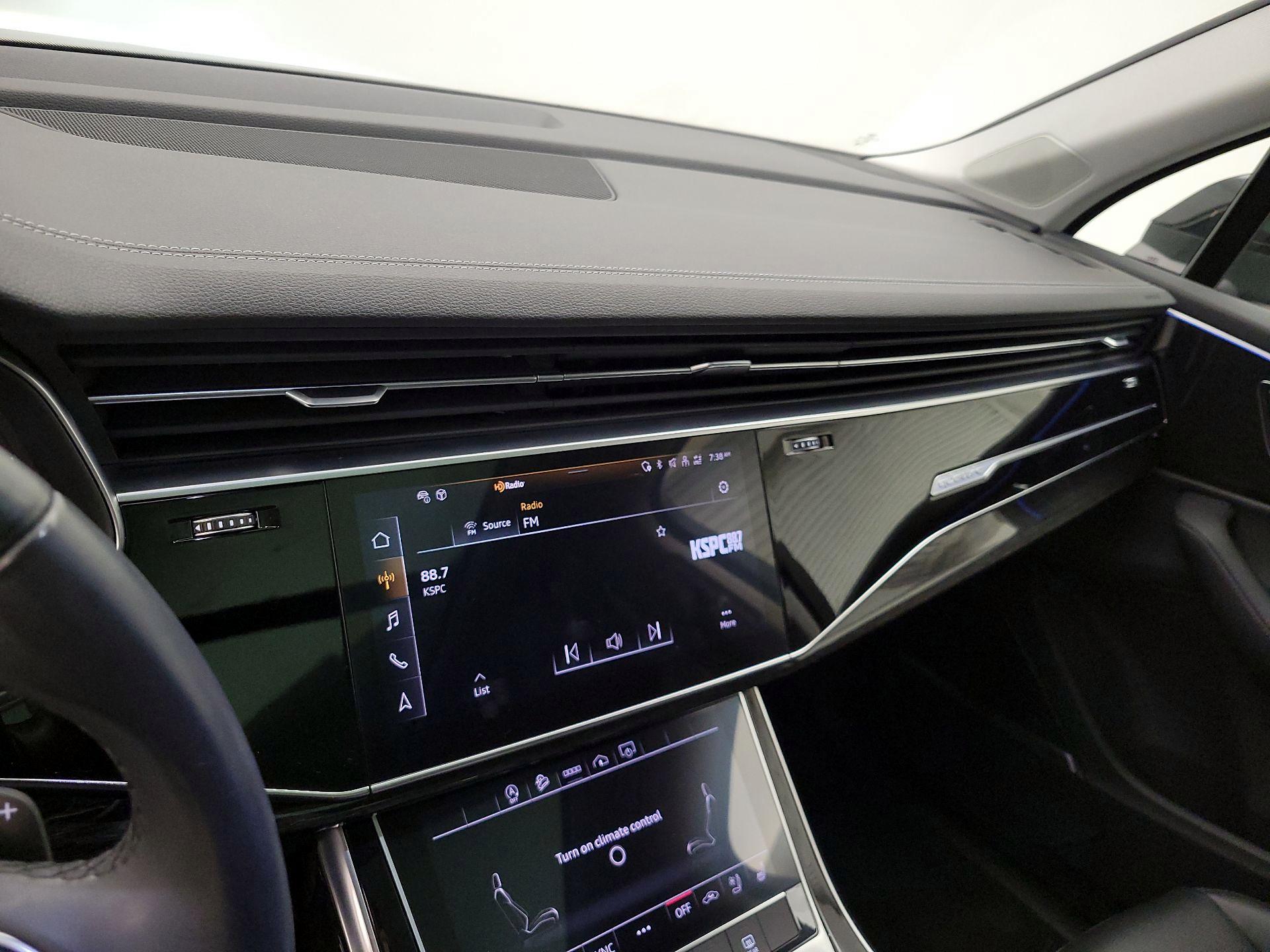 Thumbnail: 2023 Audi Q7 - 16