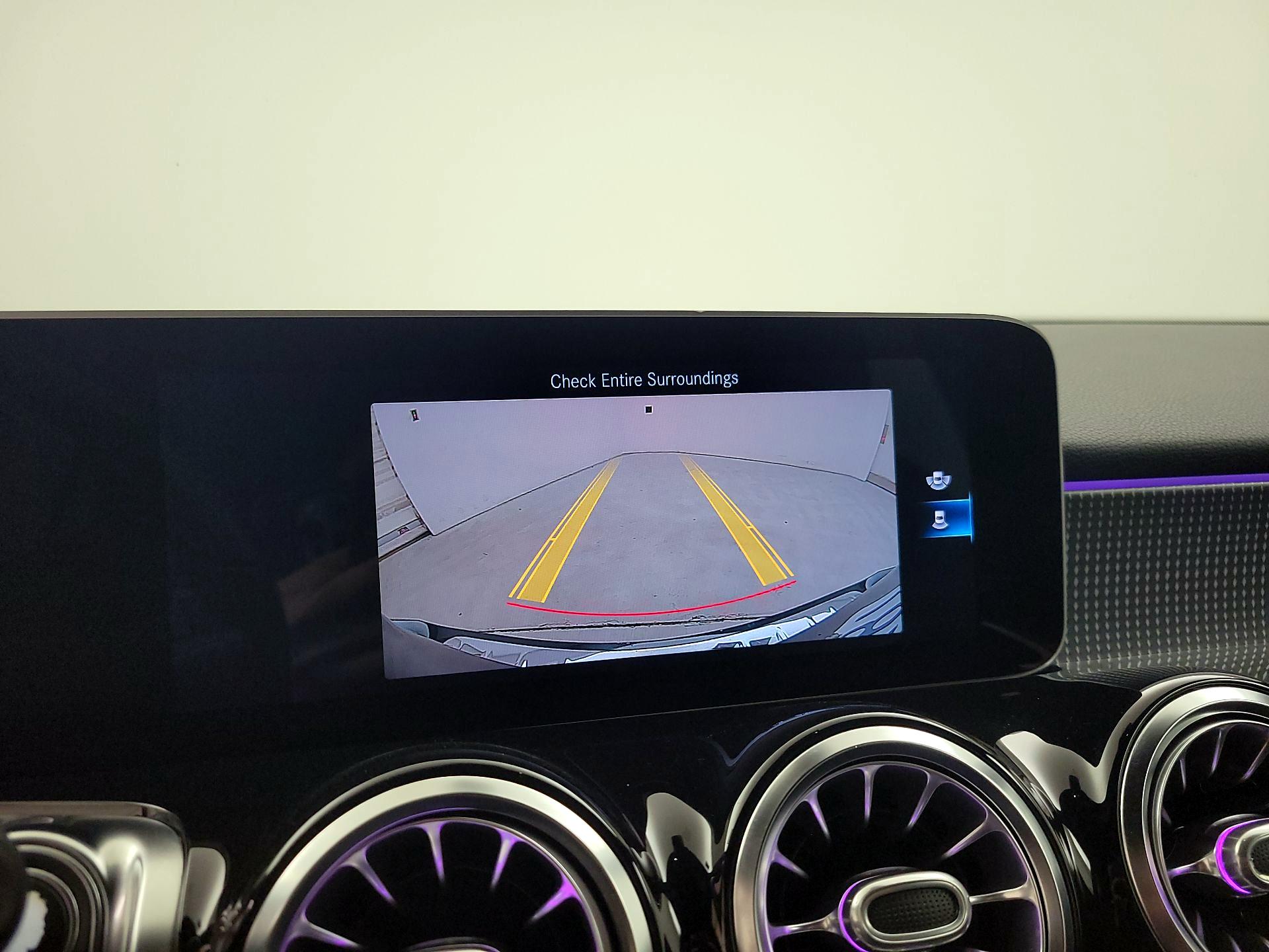 Thumbnail: 2020 Mercedes-Benz GLB - 14