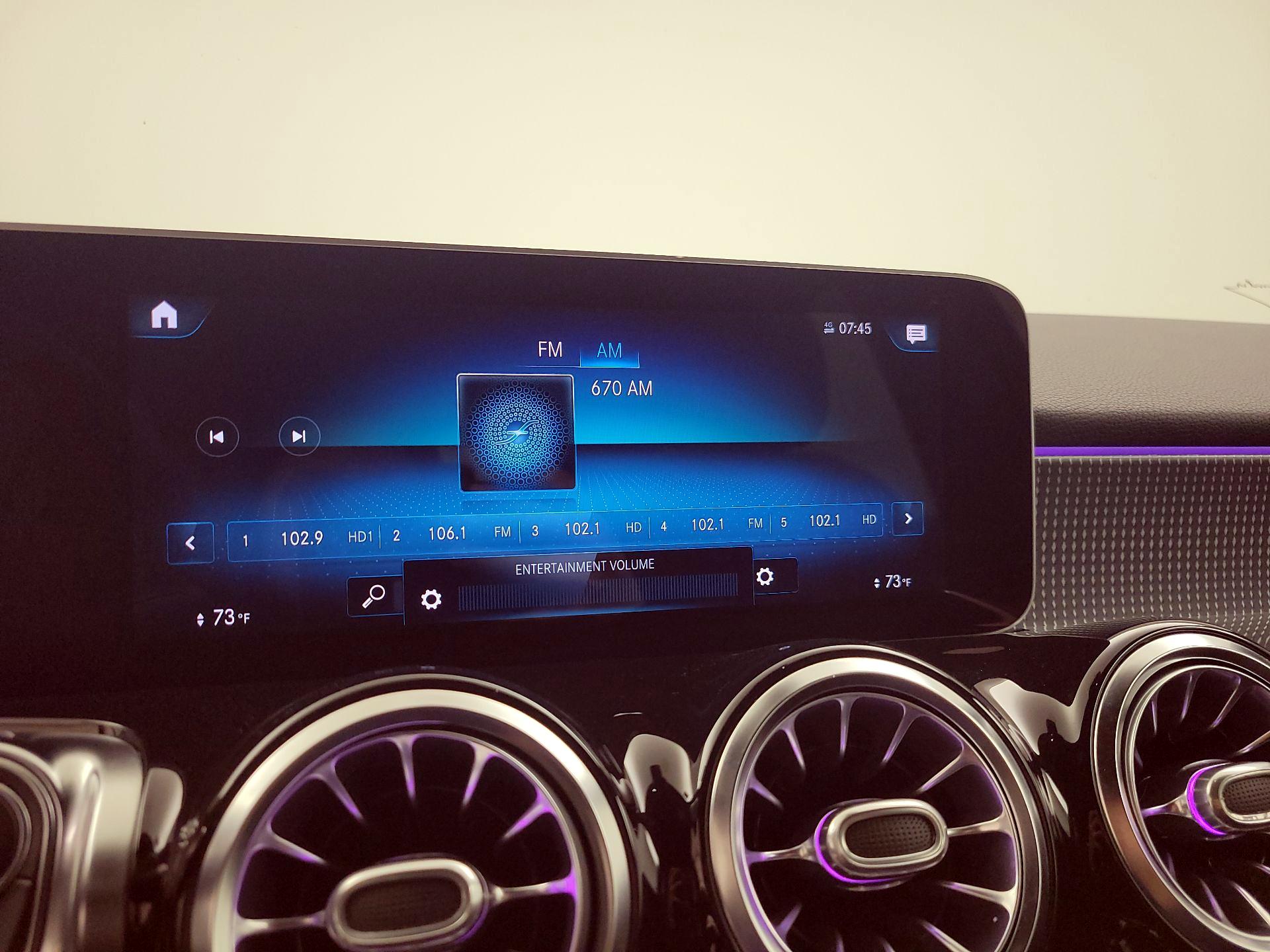 Thumbnail: 2020 Mercedes-Benz GLB - 15