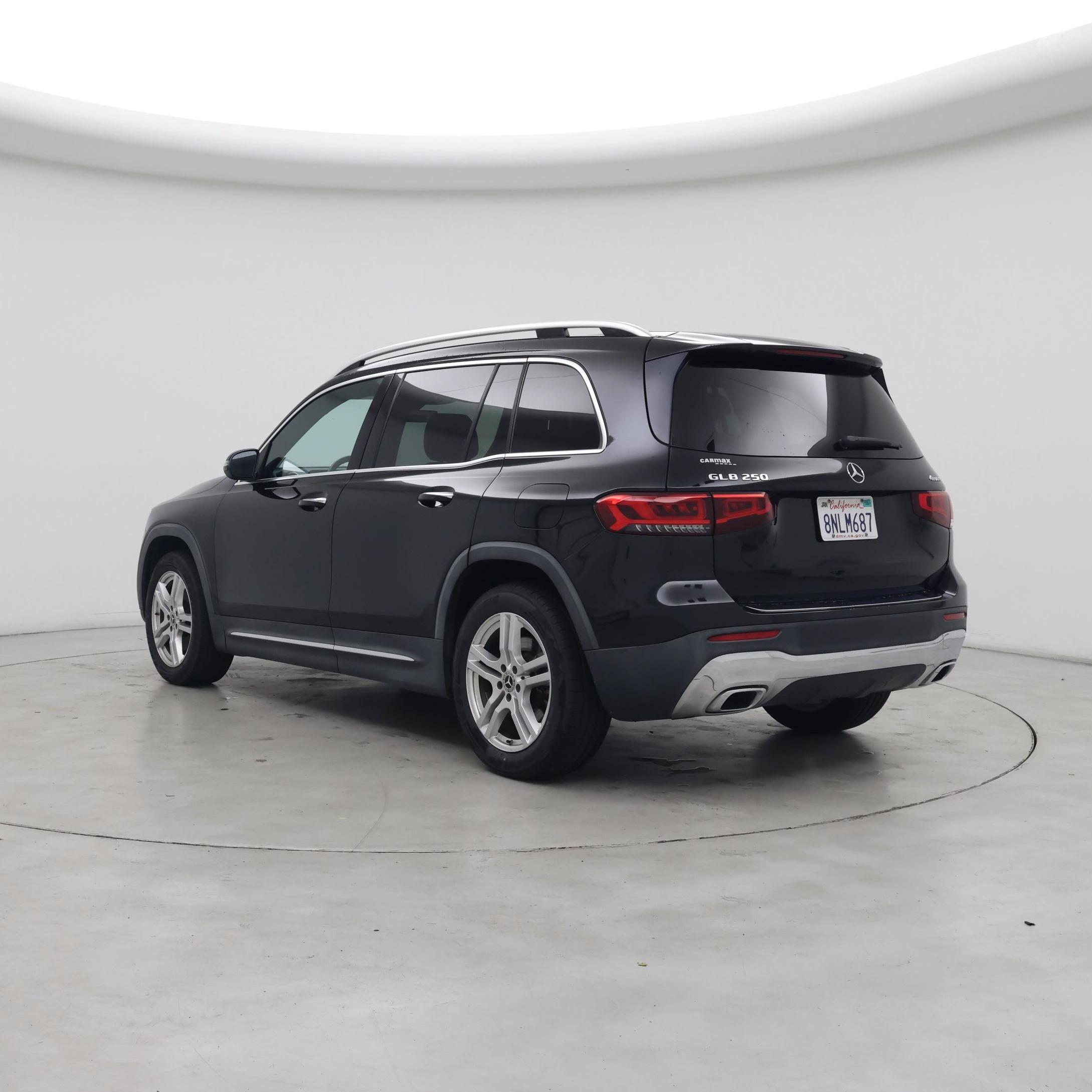 Thumbnail: 2020 Mercedes-Benz GLB - 2