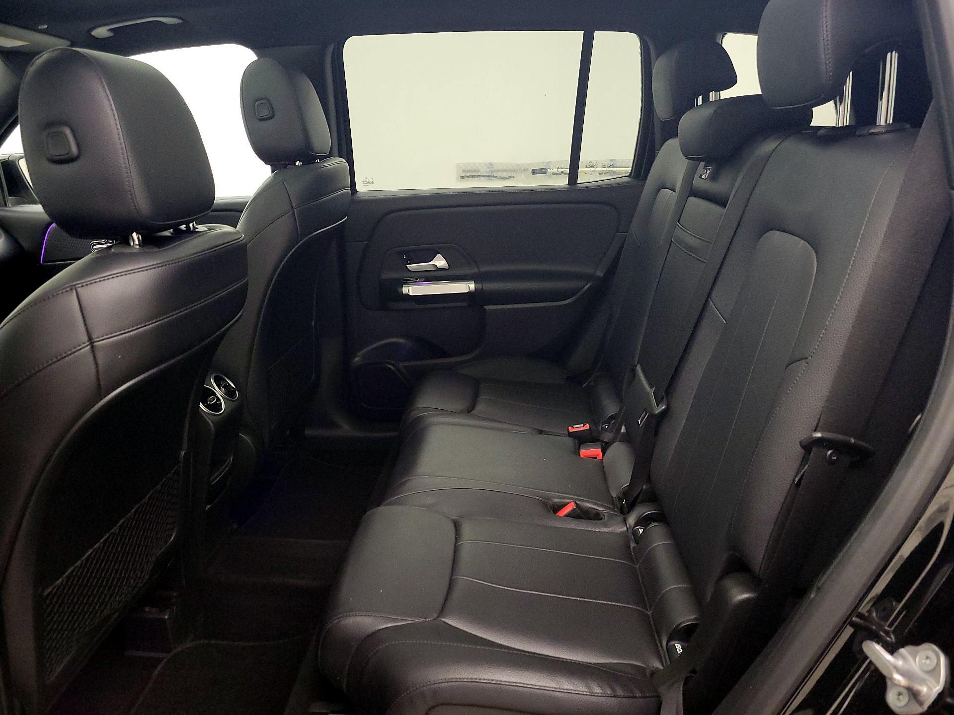 Thumbnail: 2020 Mercedes-Benz GLB - 20