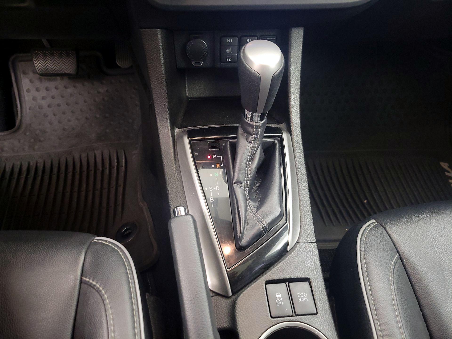 Thumbnail: 2014 Toyota Corolla - 17