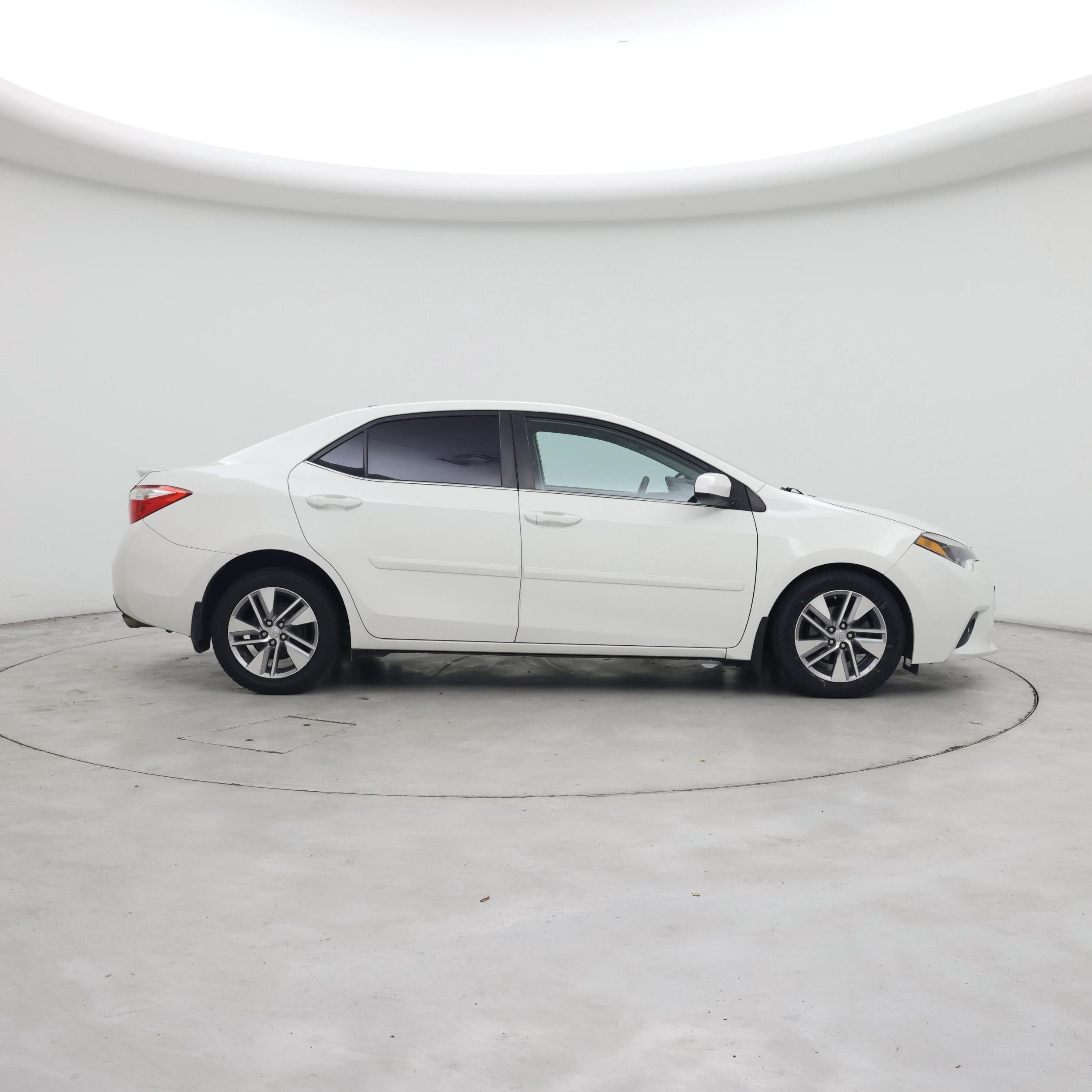 Thumbnail: 2014 Toyota Corolla - 7