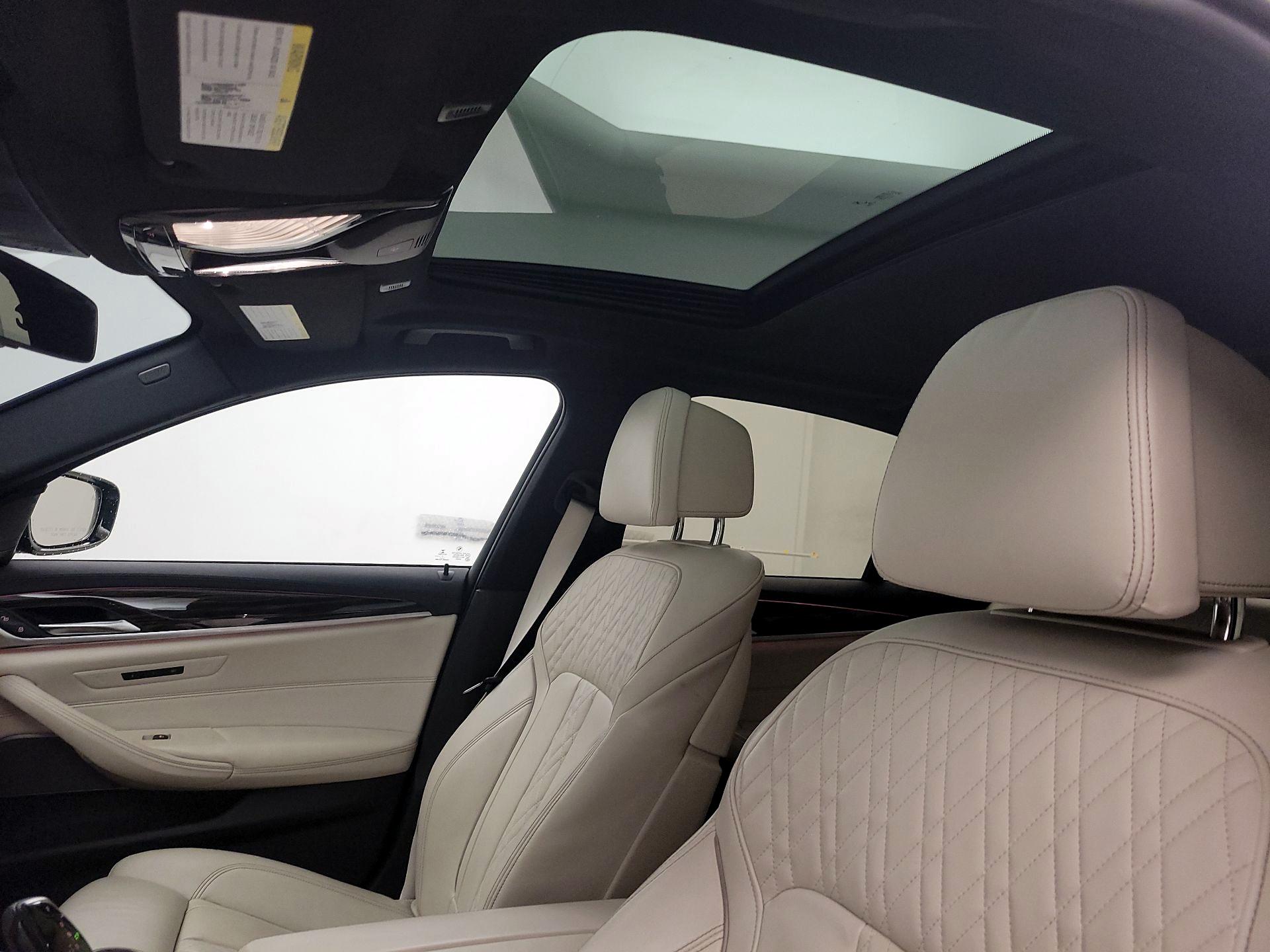 Thumbnail: 2018 BMW 5 Series - 20