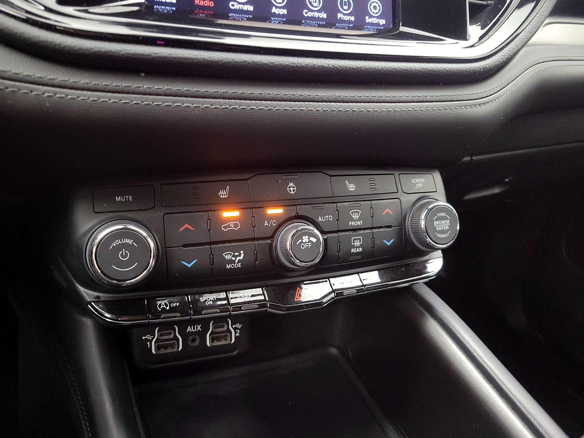 Thumbnail: 2023 Dodge Durango - 16