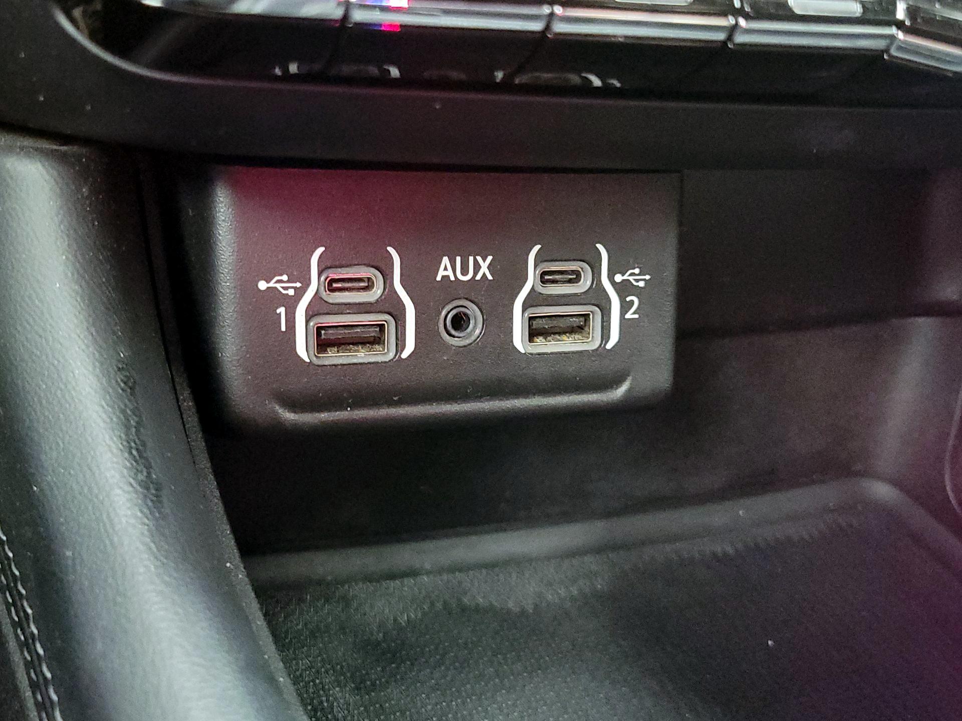 Thumbnail: 2023 Dodge Durango - 18