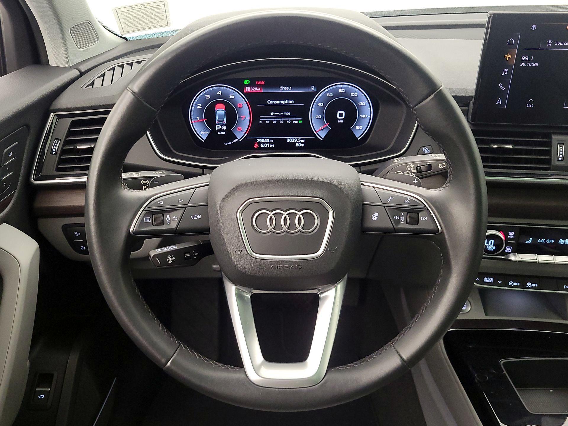 Thumbnail: 2023 Audi Q5 - 10