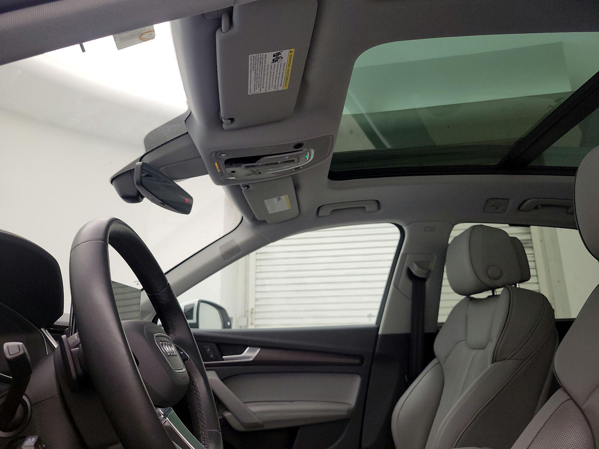 Thumbnail: 2023 Audi Q5 - 19