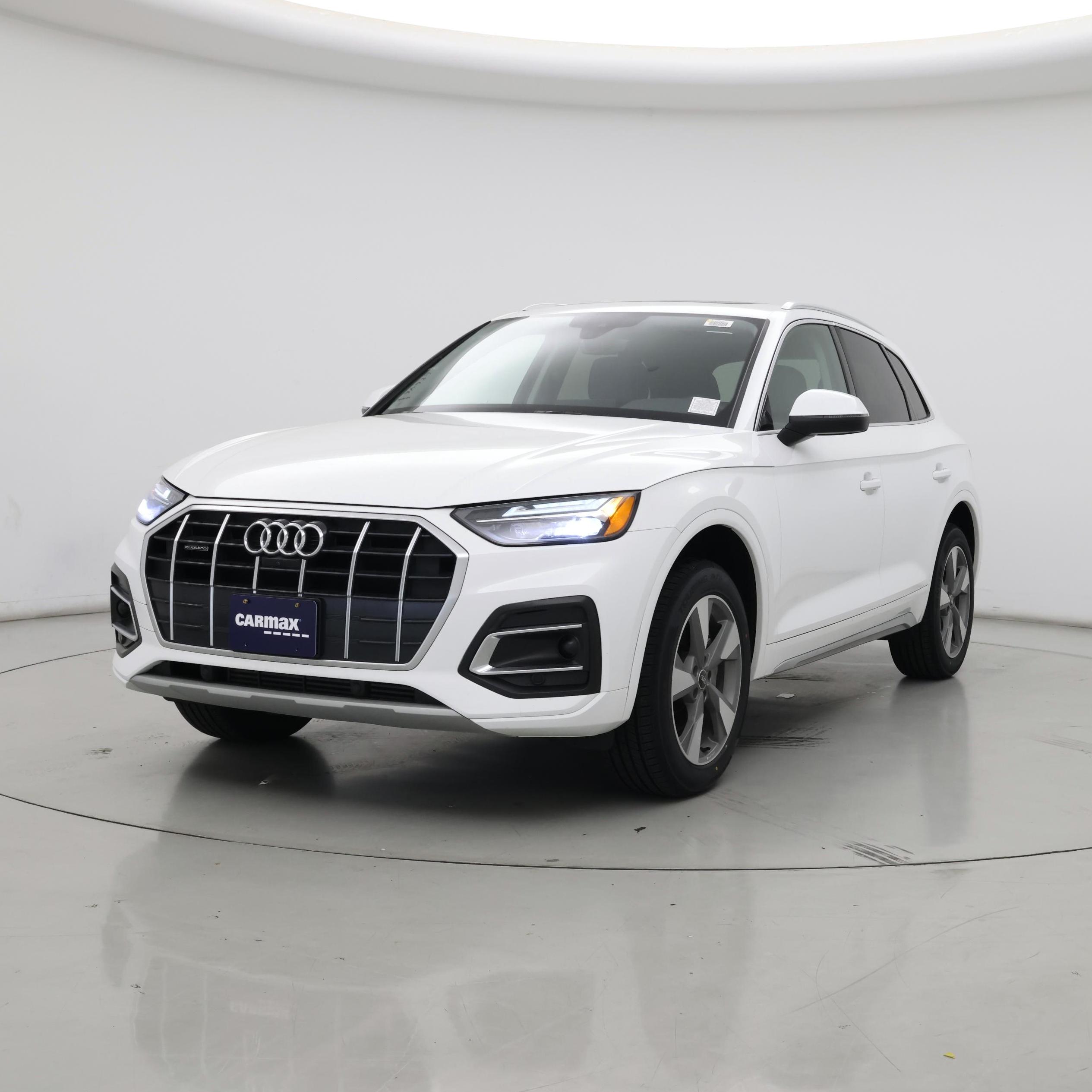 Thumbnail: 2023 Audi Q5 - 4