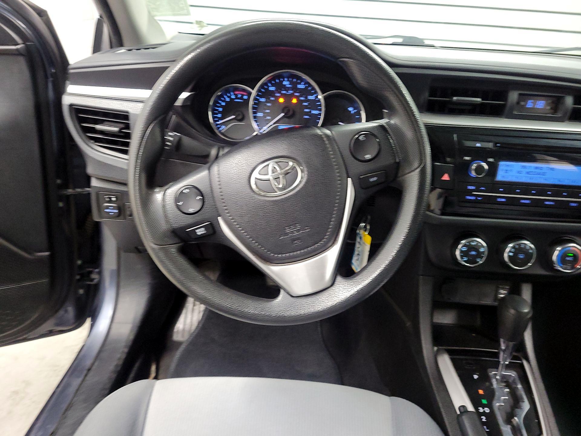 Thumbnail: 2014 Toyota Corolla - 10