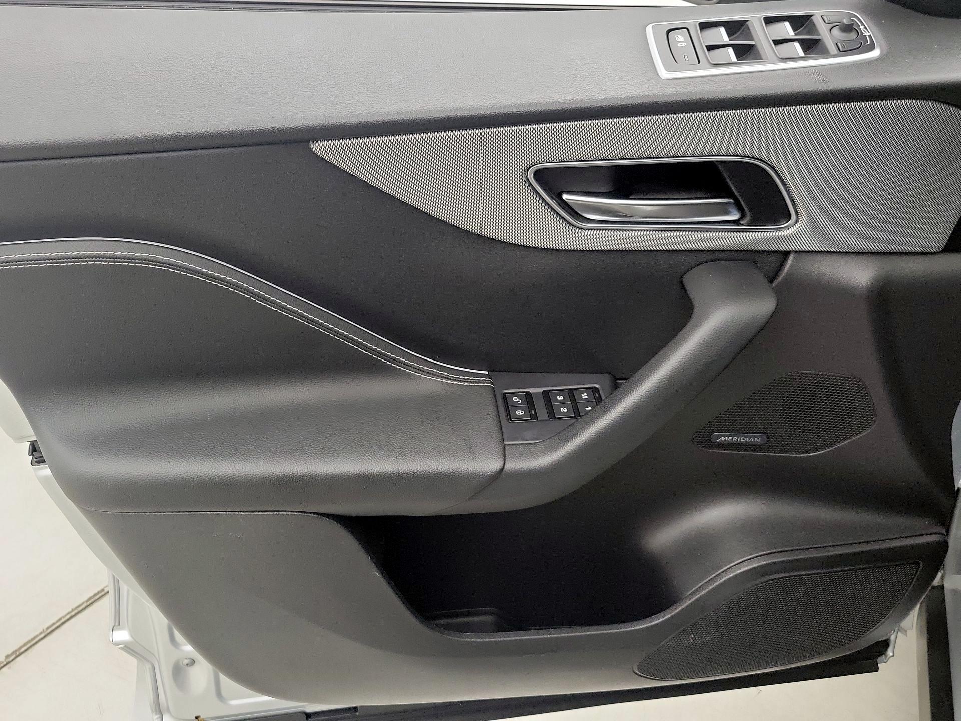Thumbnail: 2020 Jaguar F-Pace - 12