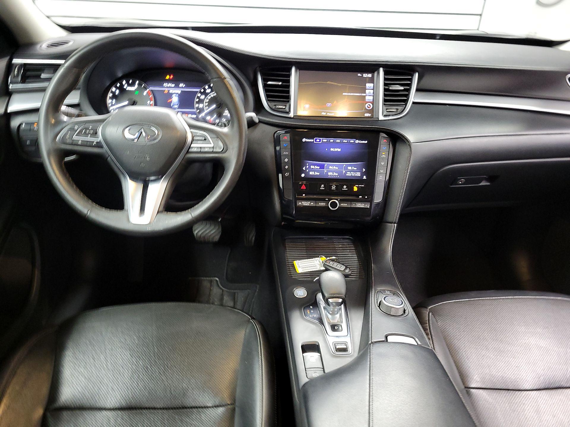 Thumbnail: 2019 INFINITI QX50 - 9