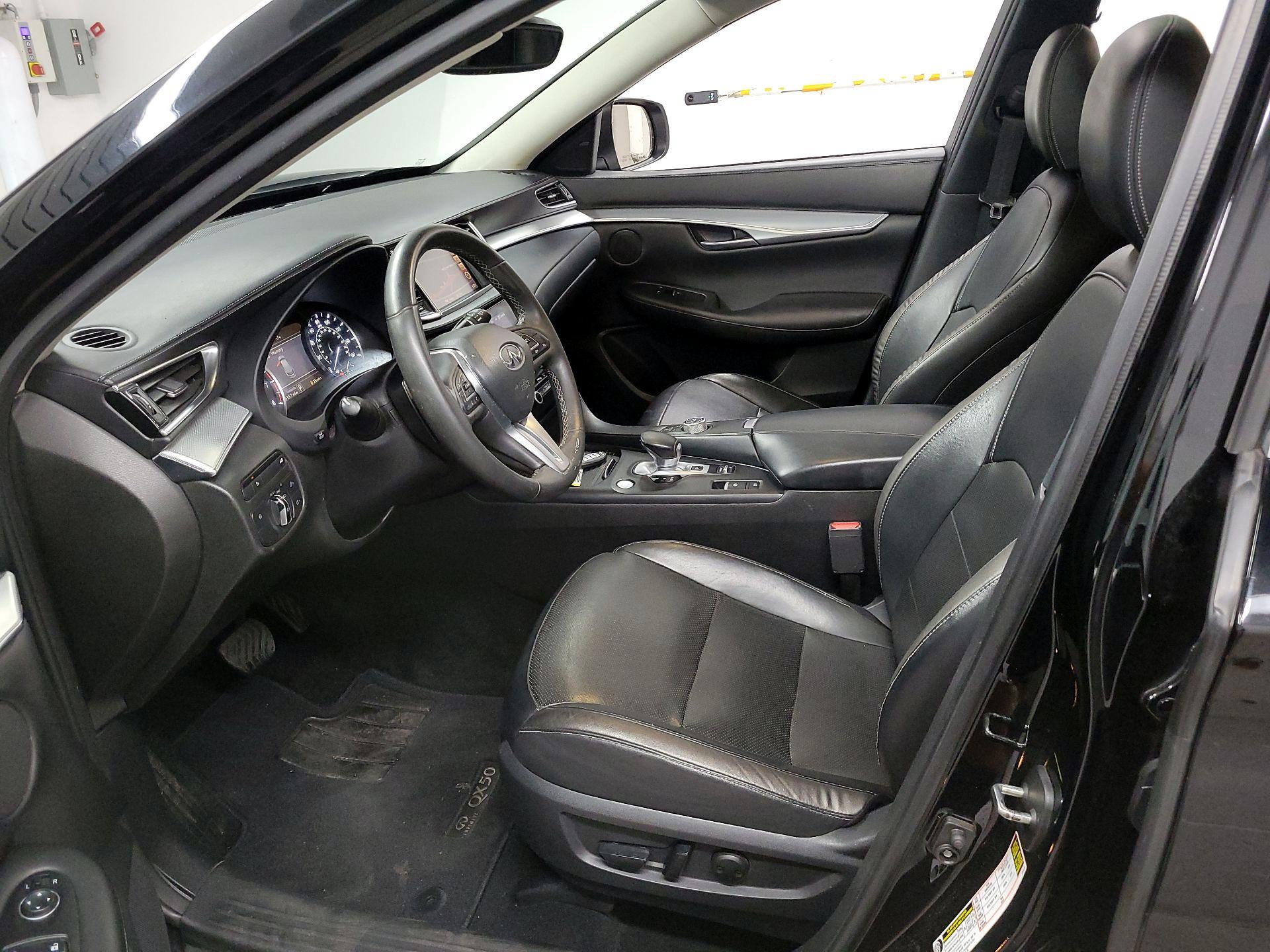 Thumbnail: 2019 INFINITI QX50 - 11