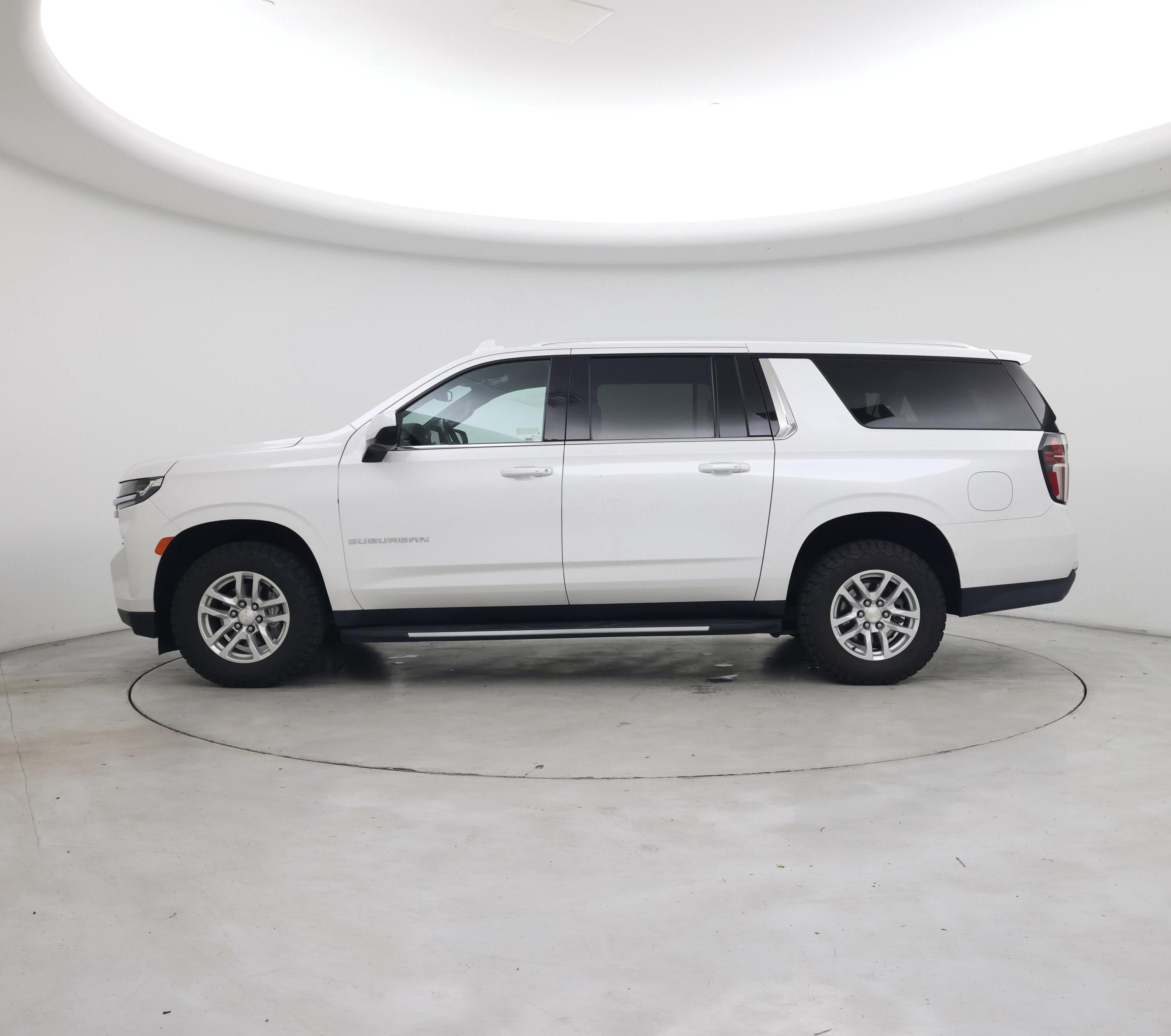 Thumbnail: 2021 Chevrolet Suburban - 3