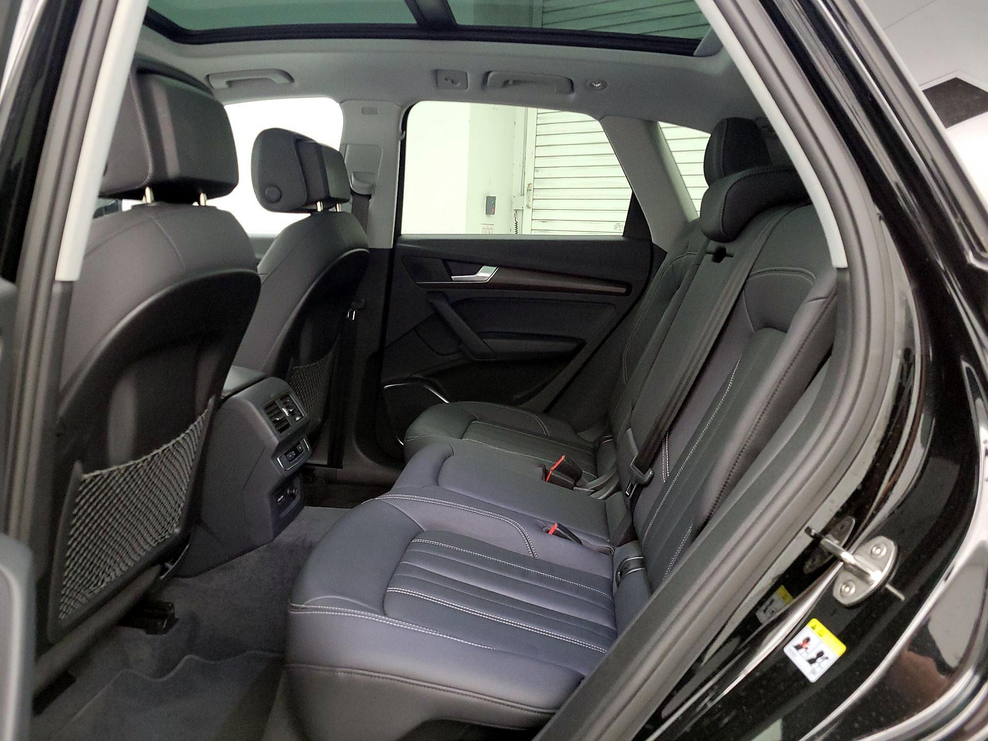 Thumbnail: 2023 Audi Q5 - 20