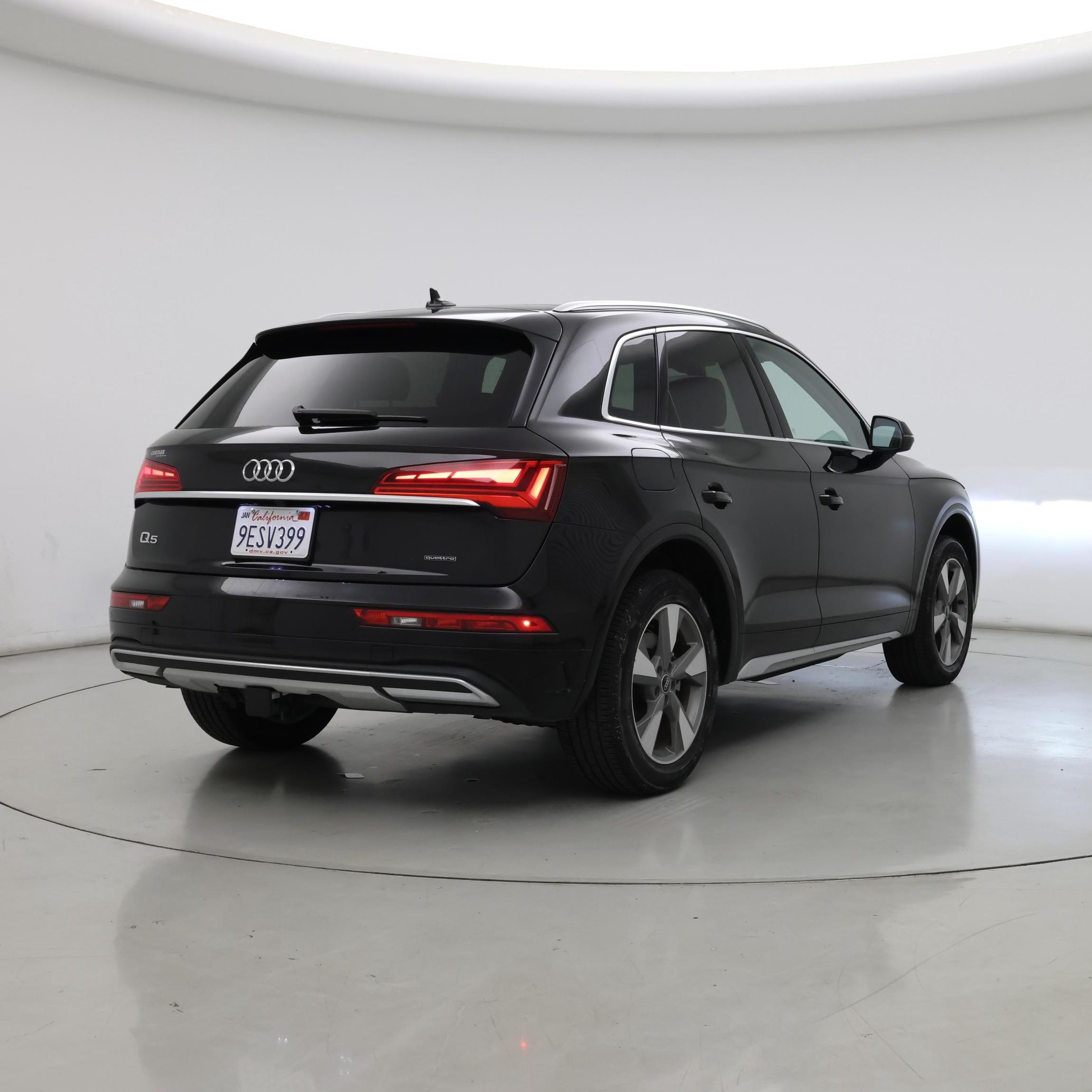 Thumbnail: 2023 Audi Q5 - 8