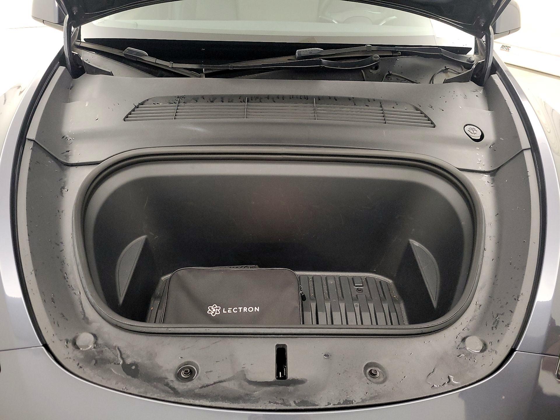 Thumbnail: 2023 Tesla Model Y - 20