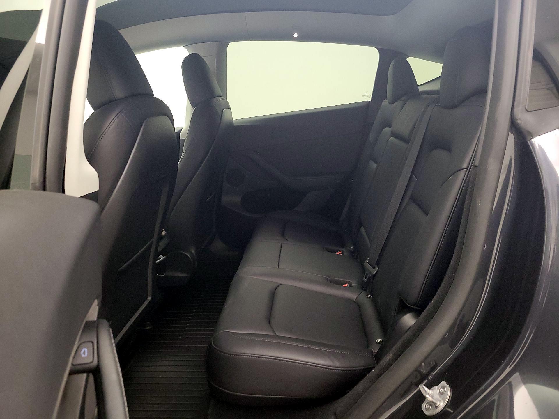 Thumbnail: 2024 Tesla Model Y - 18