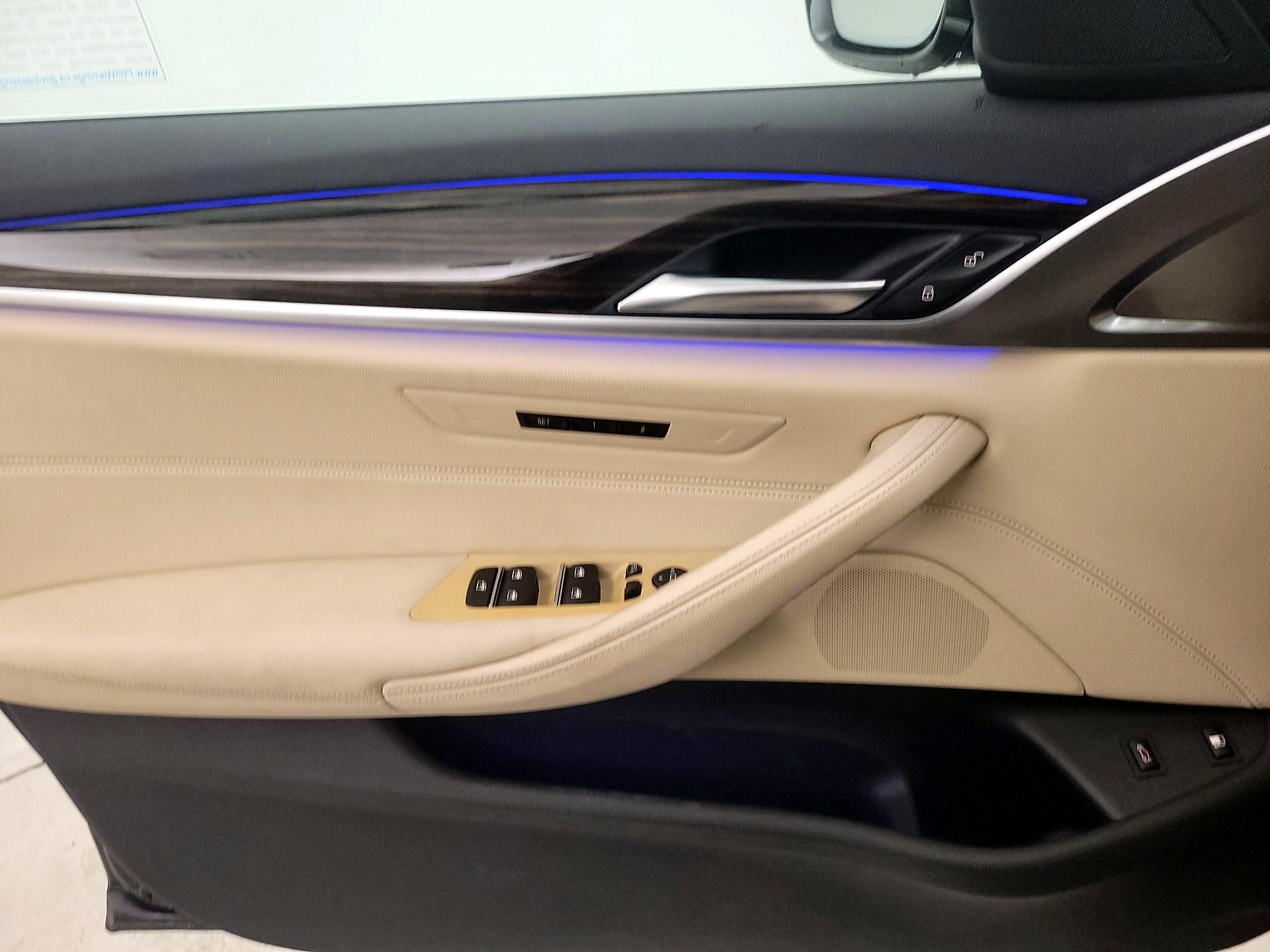 Thumbnail: 2019 BMW 5 Series - 12