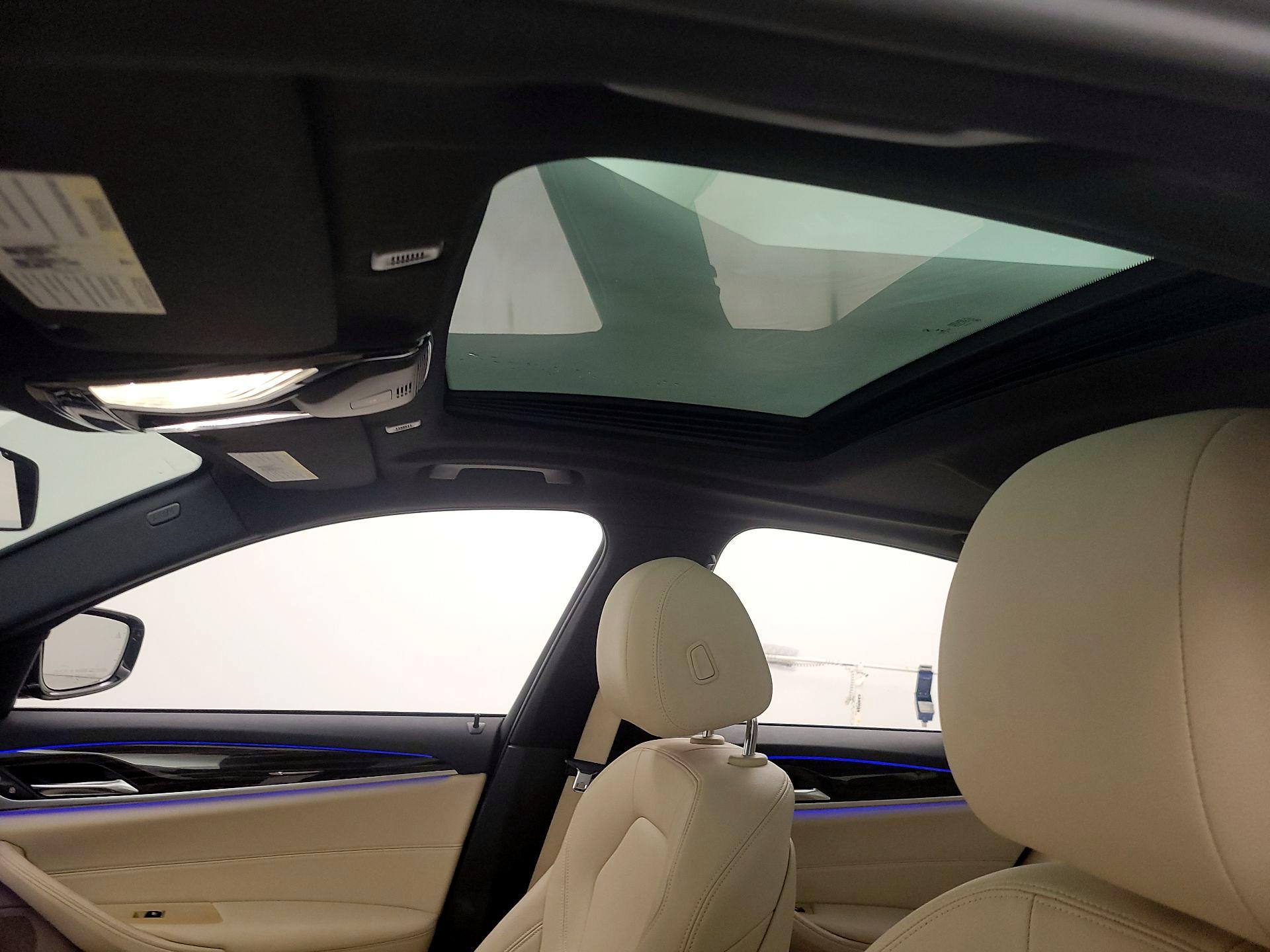 Thumbnail: 2019 BMW 5 Series - 20