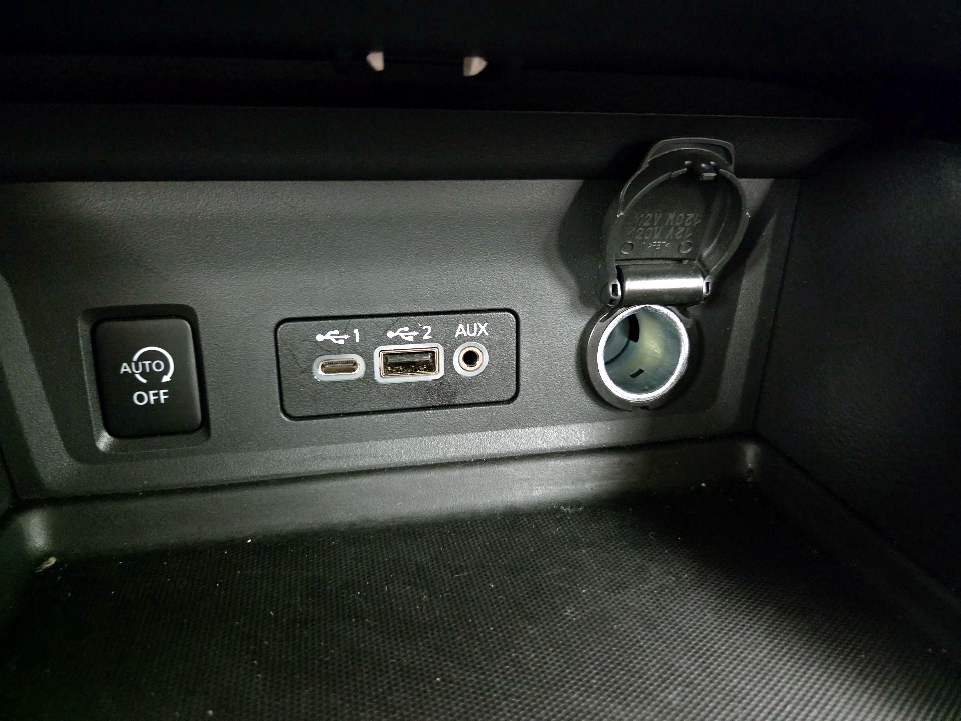 Thumbnail: 2025 Nissan Sentra - 18