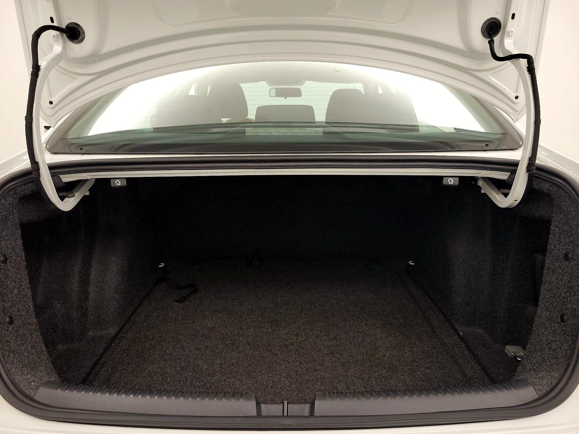 Thumbnail: 2016 Volkswagen Jetta - 20