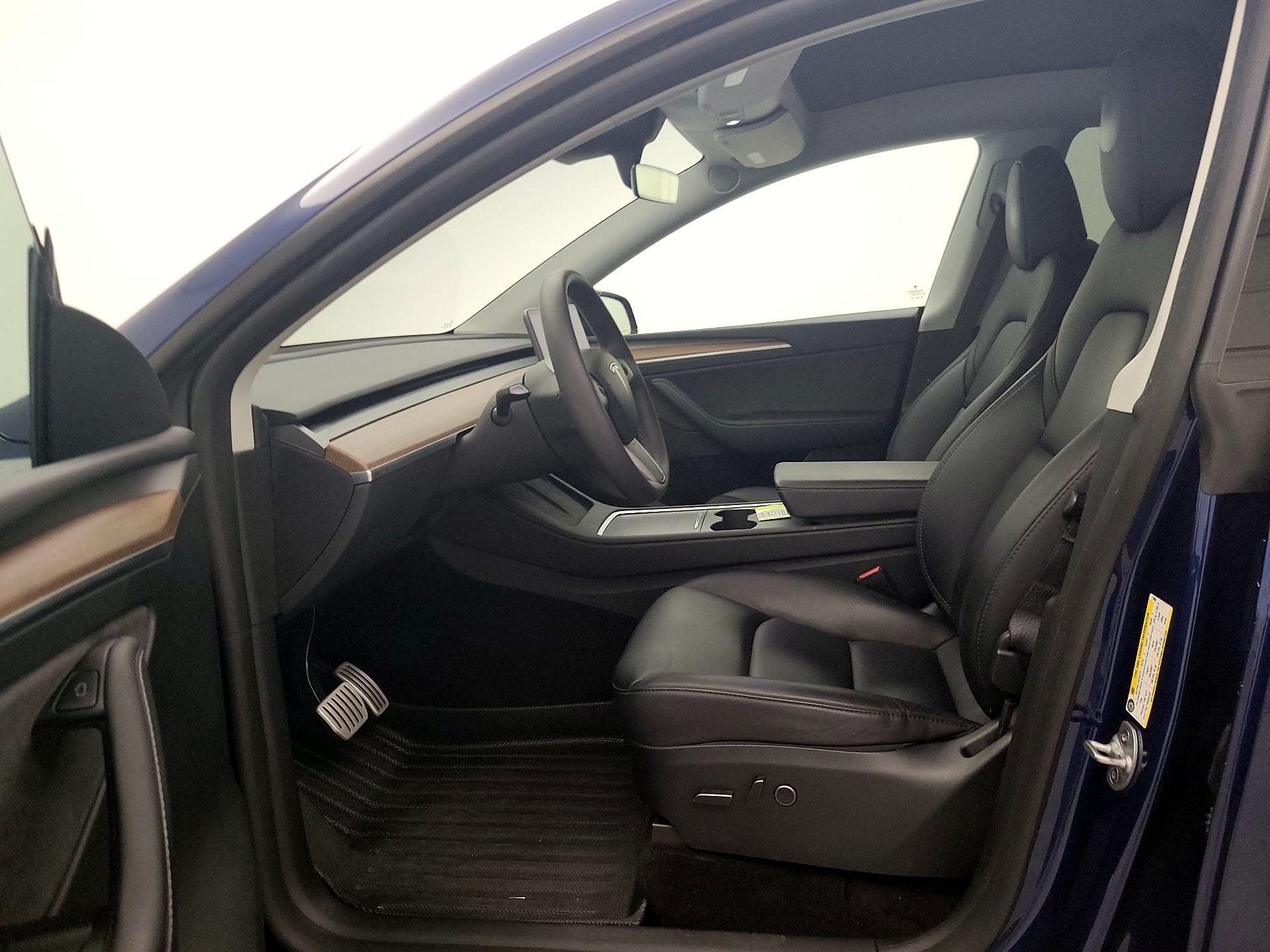 Thumbnail: 2023 Tesla Model Y - 11