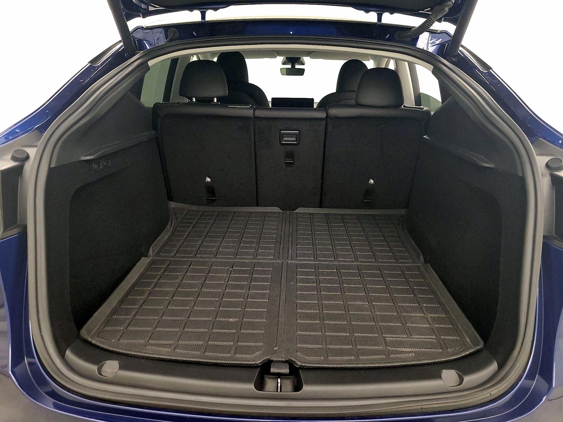 Thumbnail: 2023 Tesla Model Y - 19