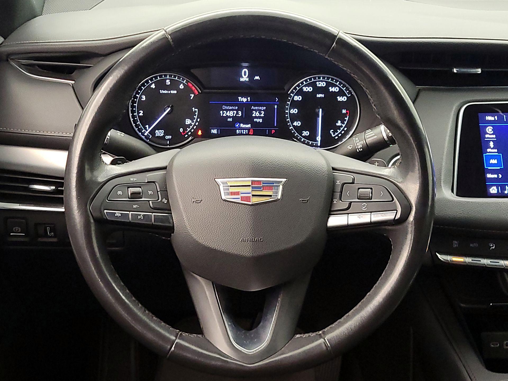 Thumbnail: 2023 Cadillac XT4 - 10