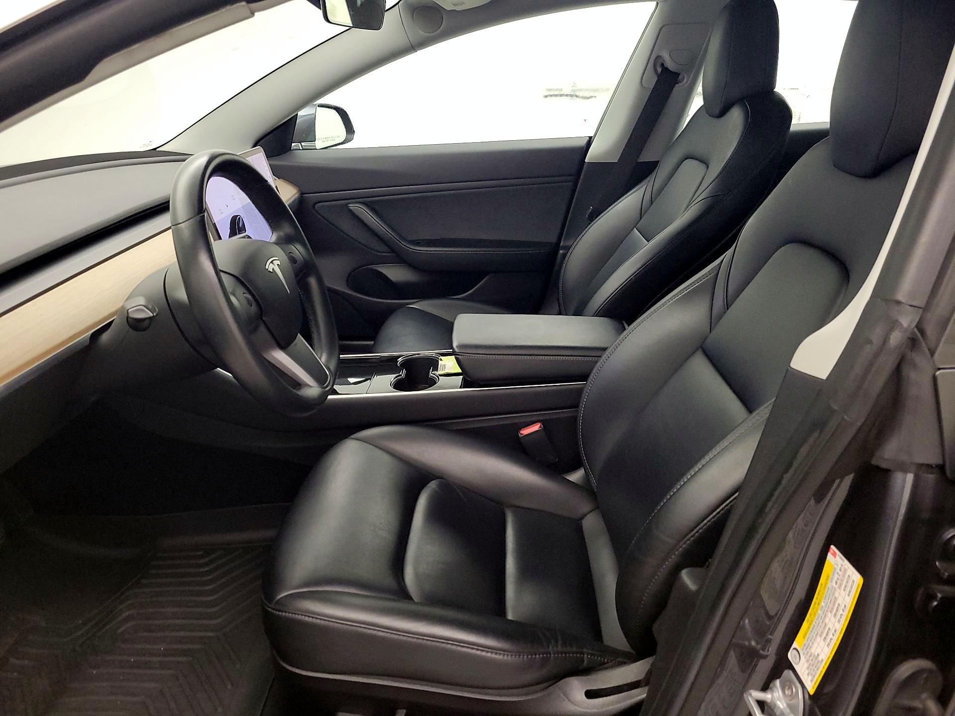 Thumbnail: 2019 Tesla Model 3 - 11