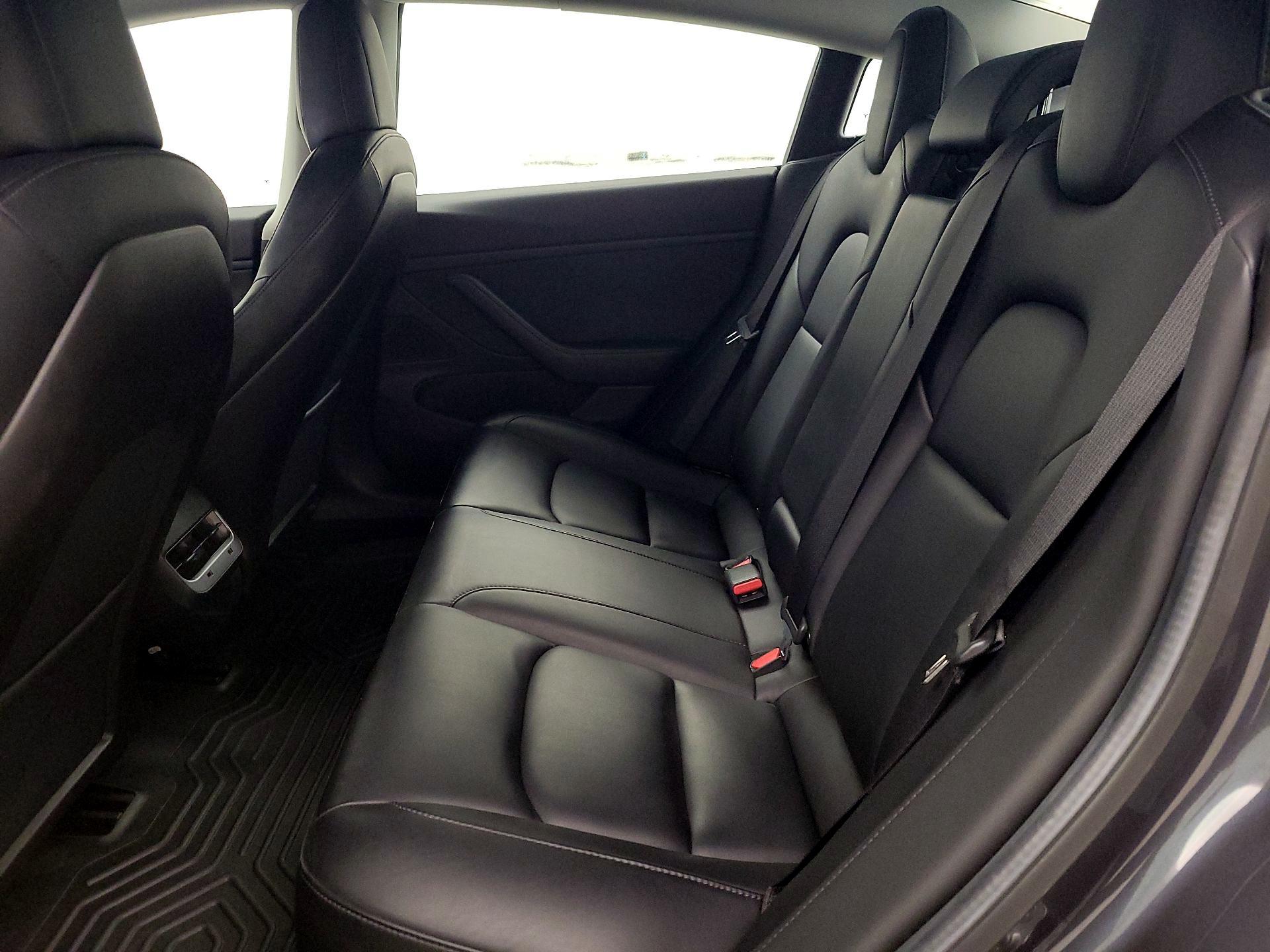 Thumbnail: 2019 Tesla Model 3 - 18