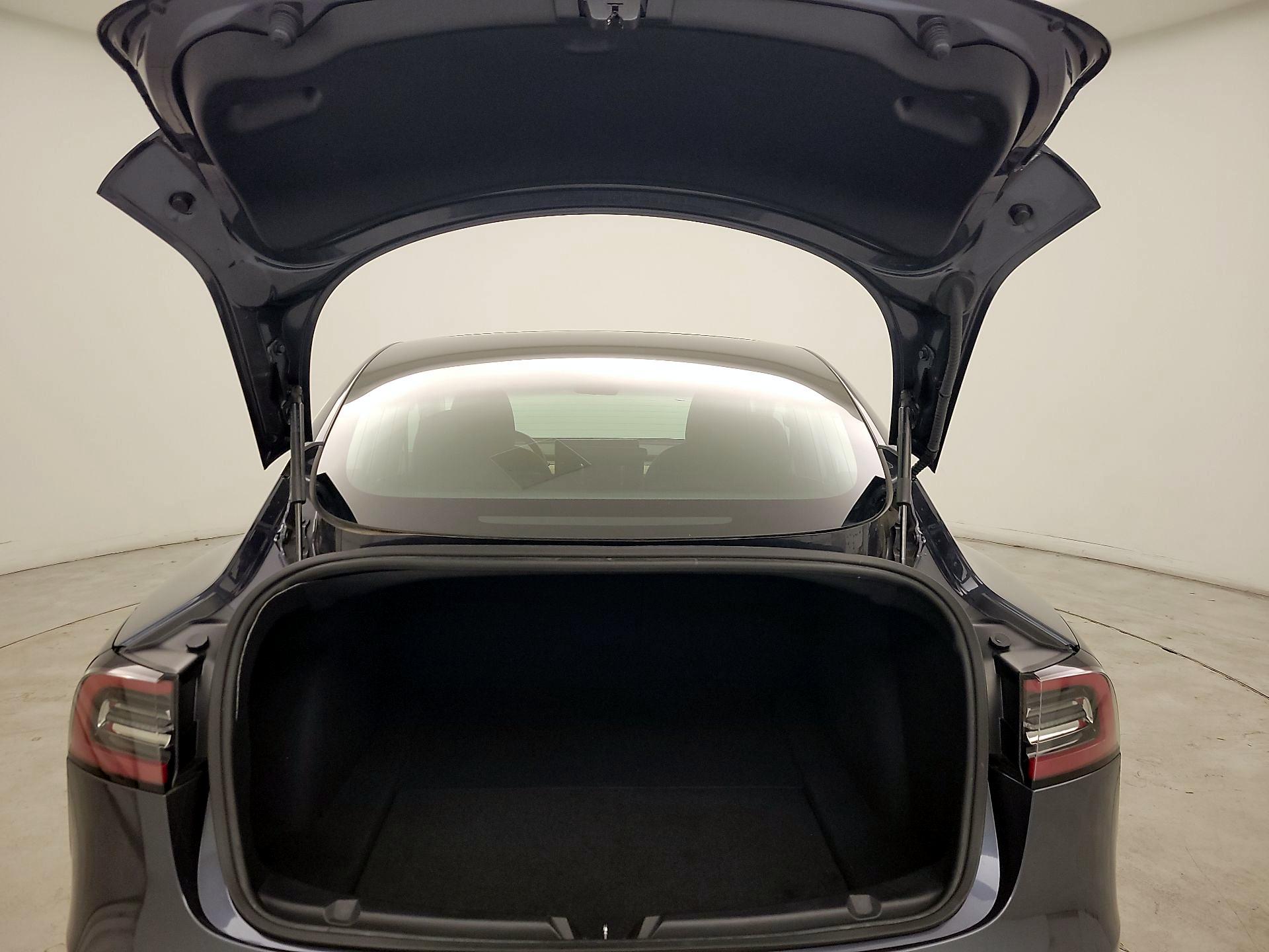 Thumbnail: 2019 Tesla Model 3 - 19