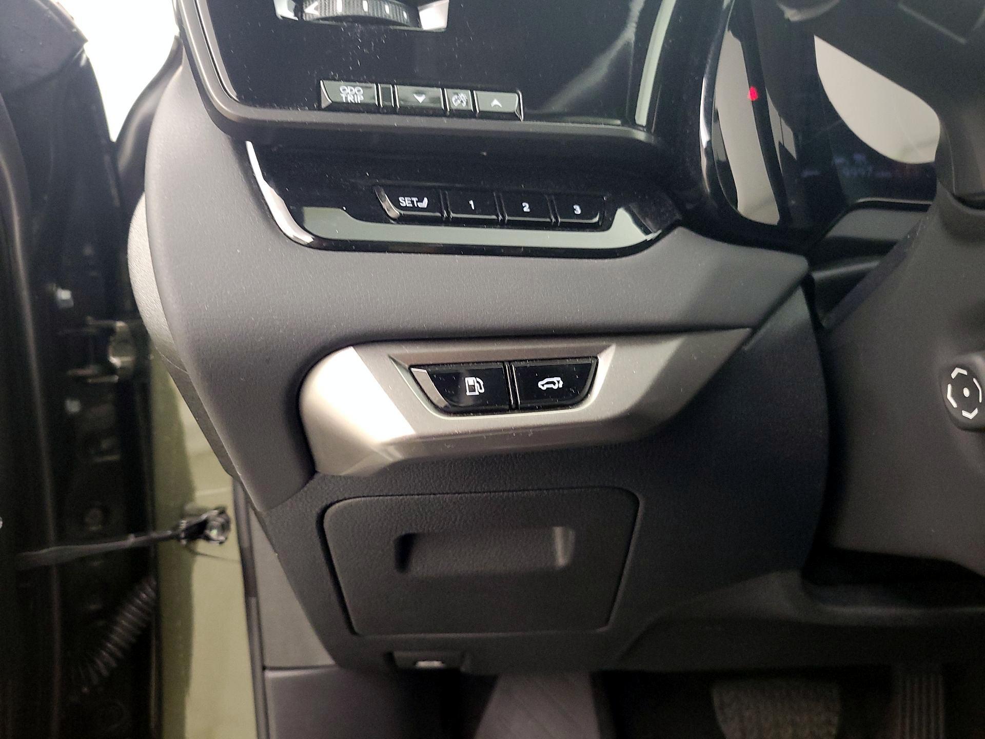 Thumbnail: 2023 Lexus RX - 13