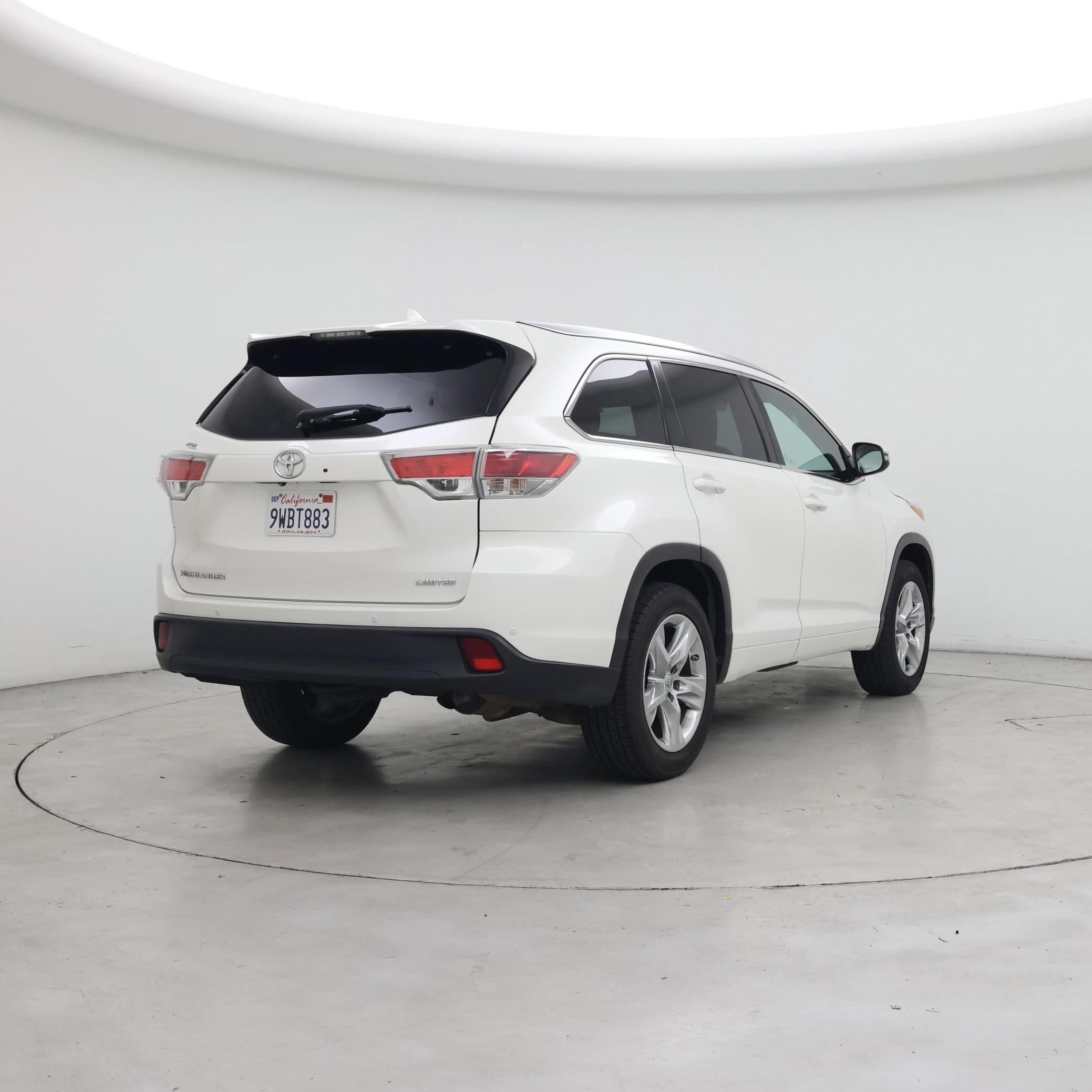 Thumbnail: 2015 Toyota Highlander - 8