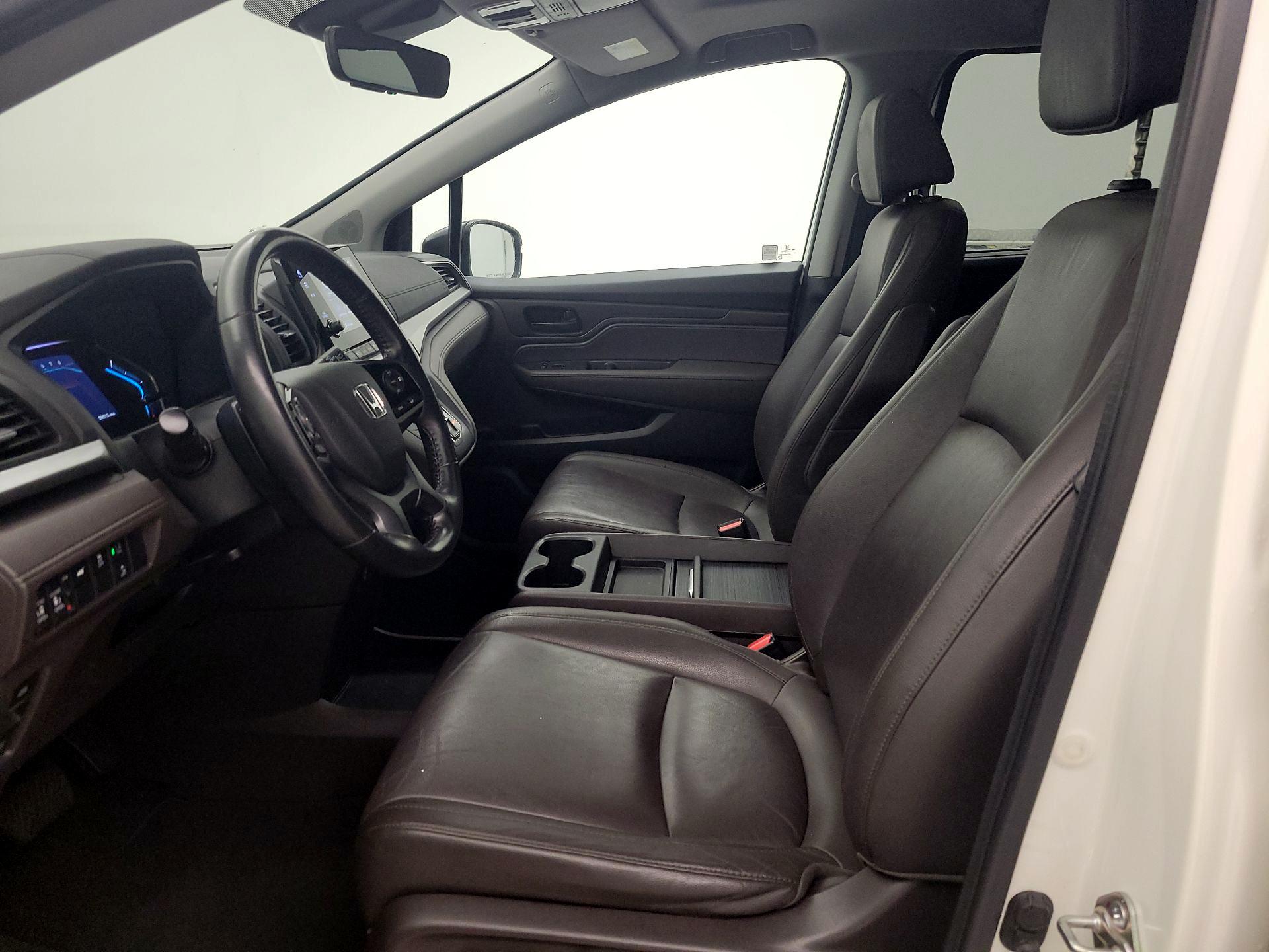 Thumbnail: 2019 Honda Odyssey - 11