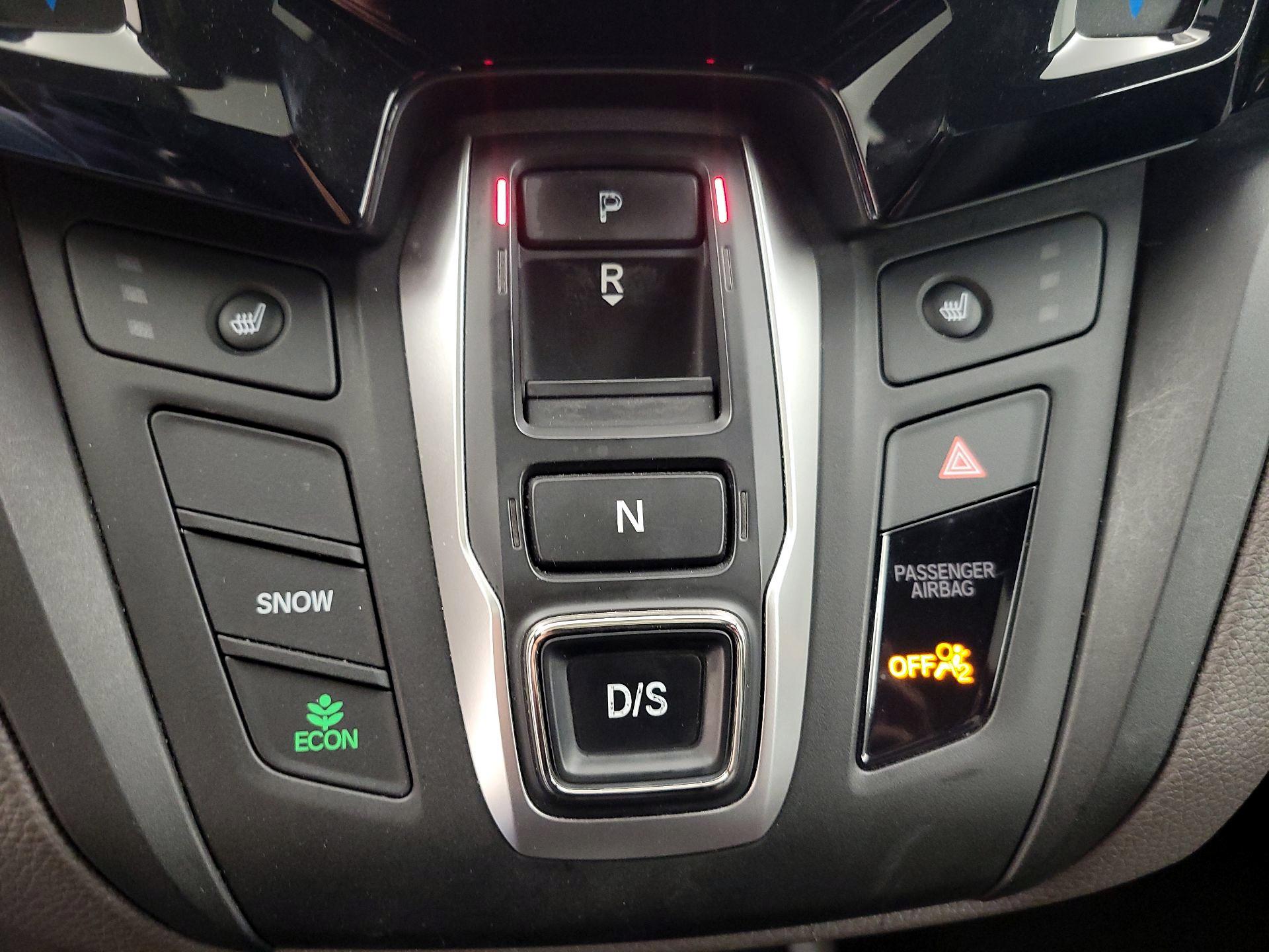 Thumbnail: 2019 Honda Odyssey - 17