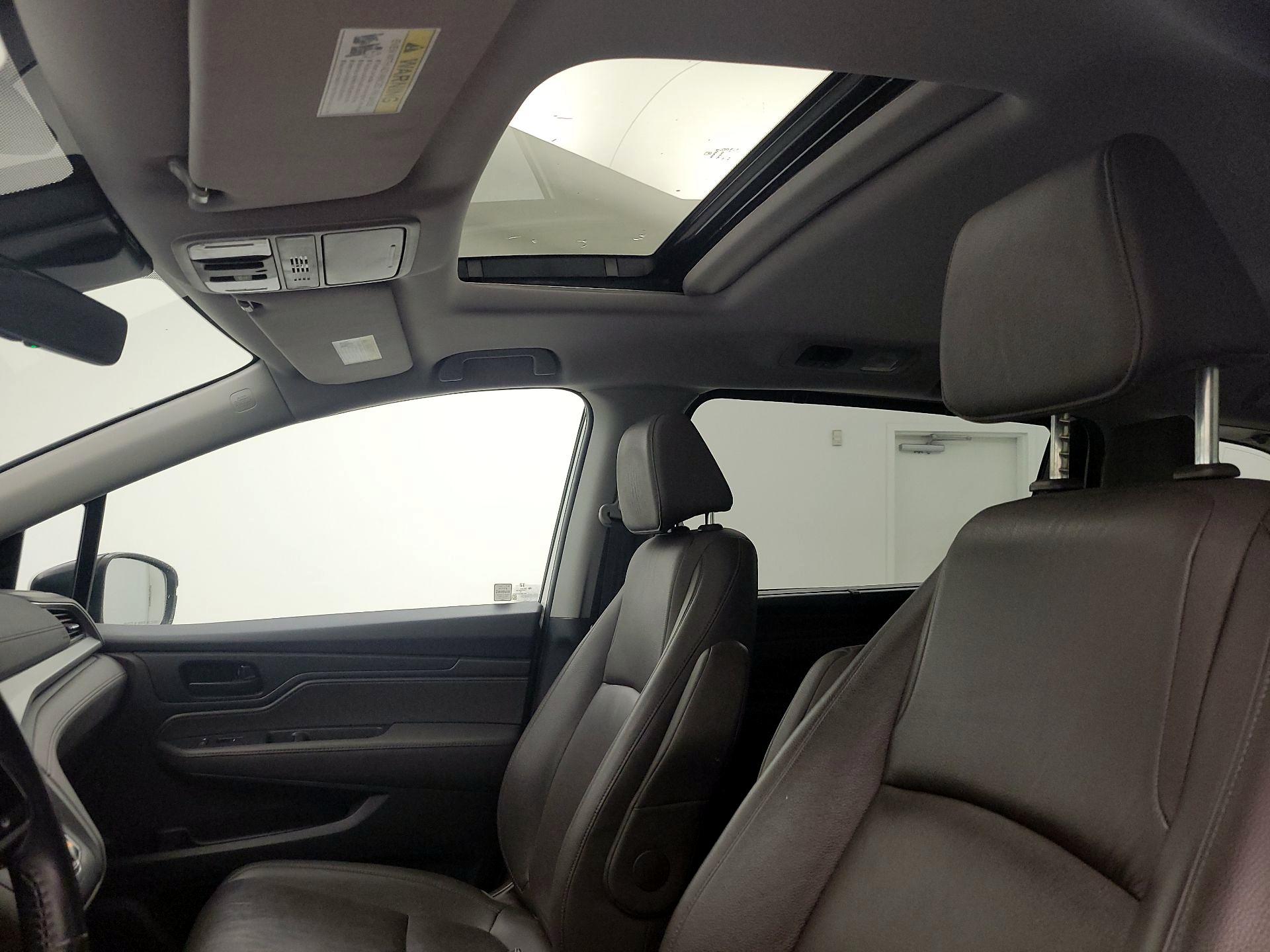 Thumbnail: 2019 Honda Odyssey - 18