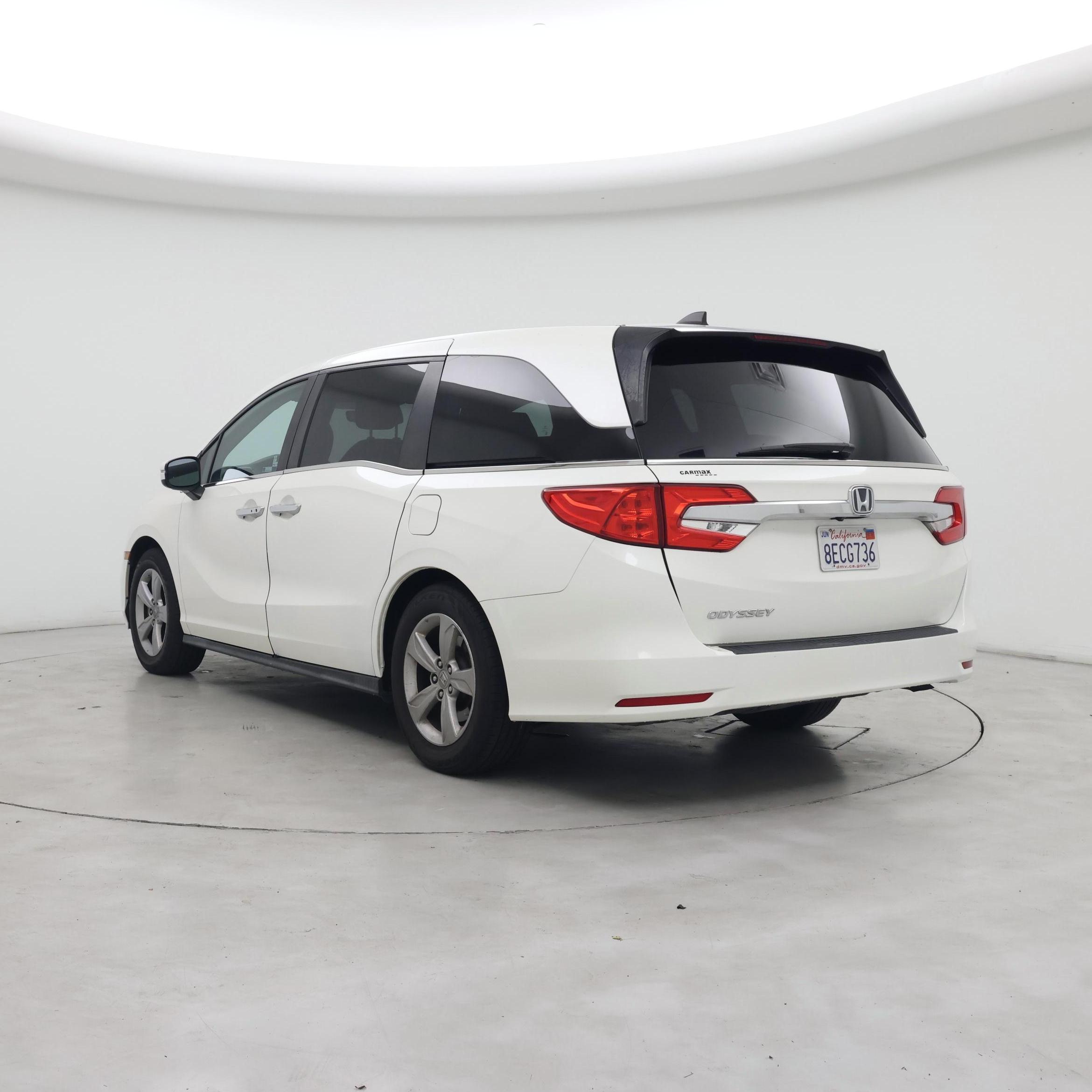 Thumbnail: 2019 Honda Odyssey - 2