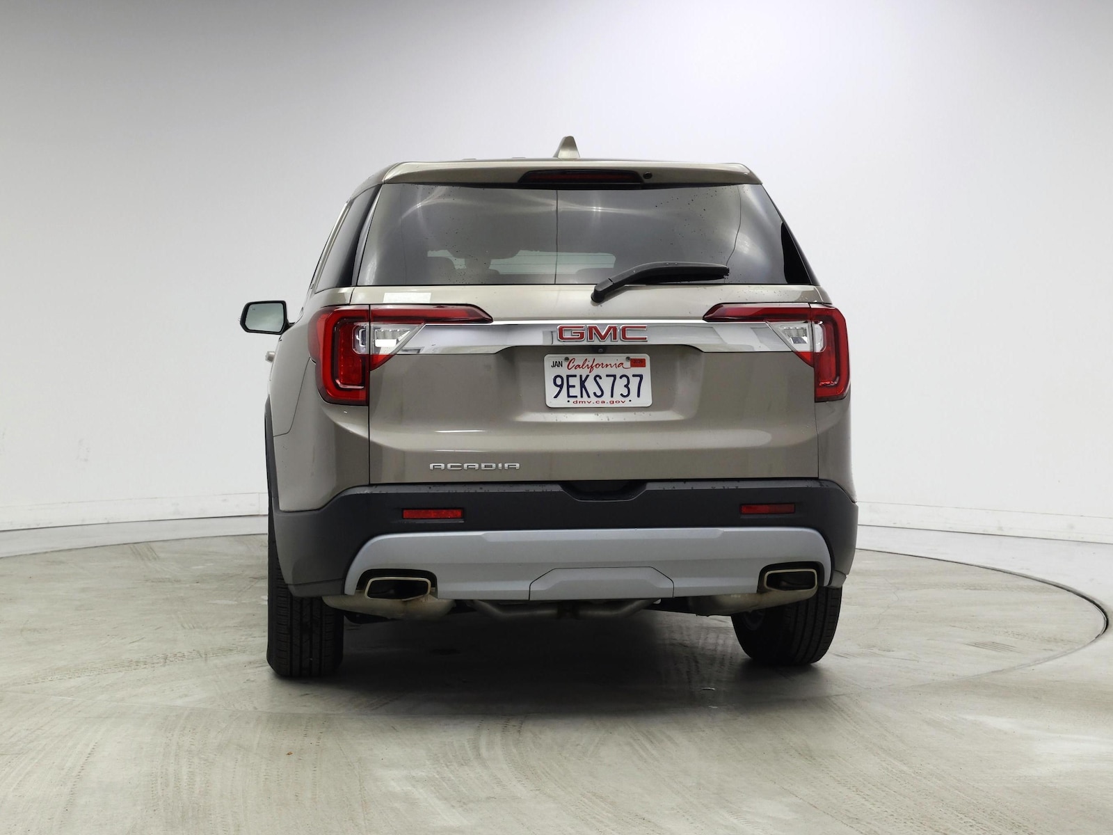 2023 GMC Acadia SLE - Photo 7