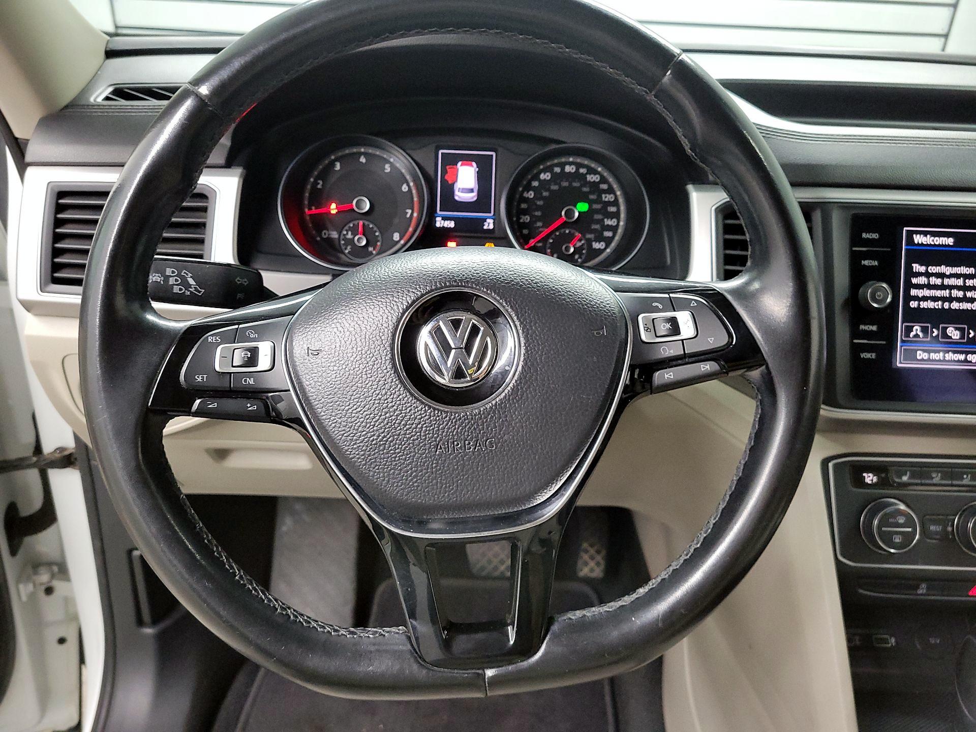 Thumbnail: 2018 Volkswagen Atlas - 10