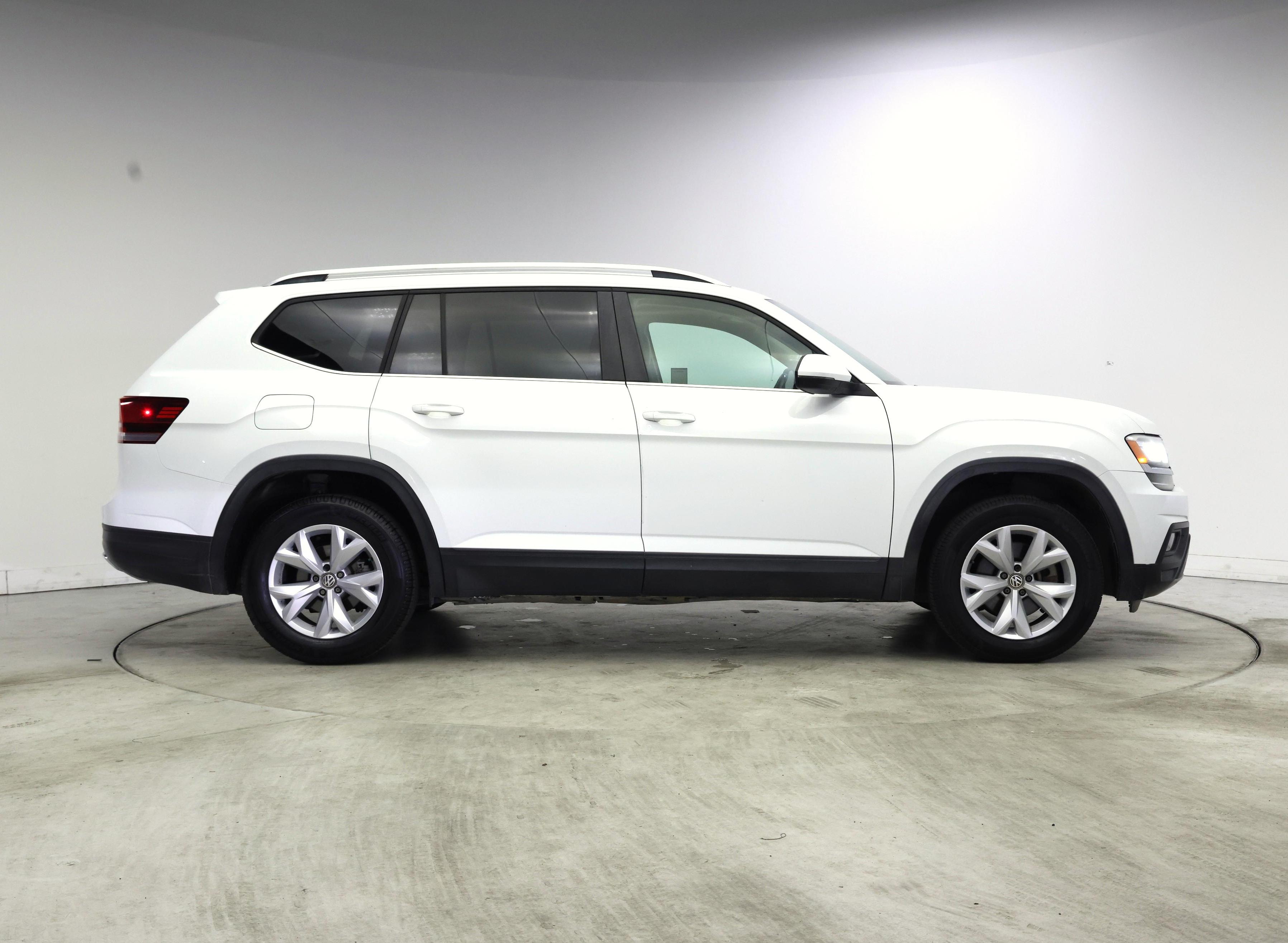 Thumbnail: 2018 Volkswagen Atlas - 7