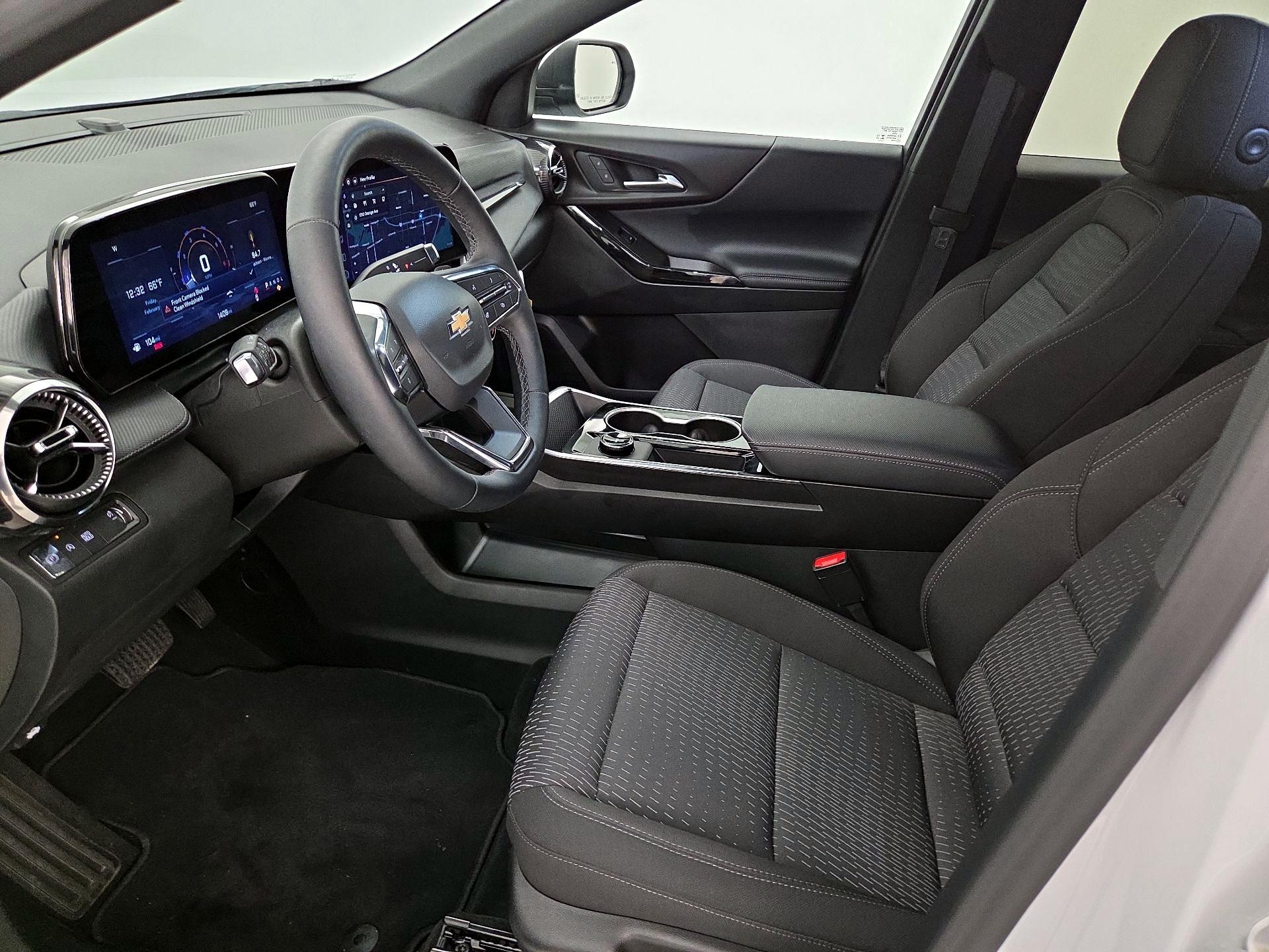 Thumbnail: 2026 Chevrolet Equinox - 11