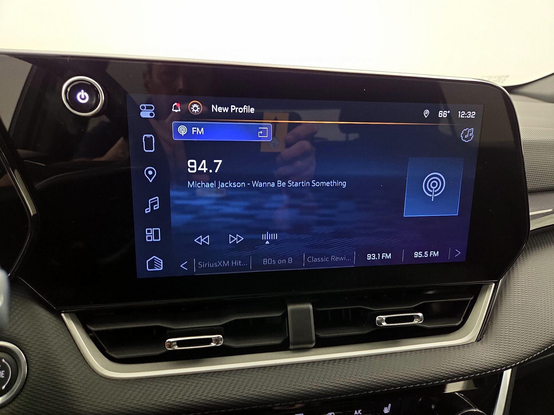 Thumbnail: 2026 Chevrolet Equinox - 16