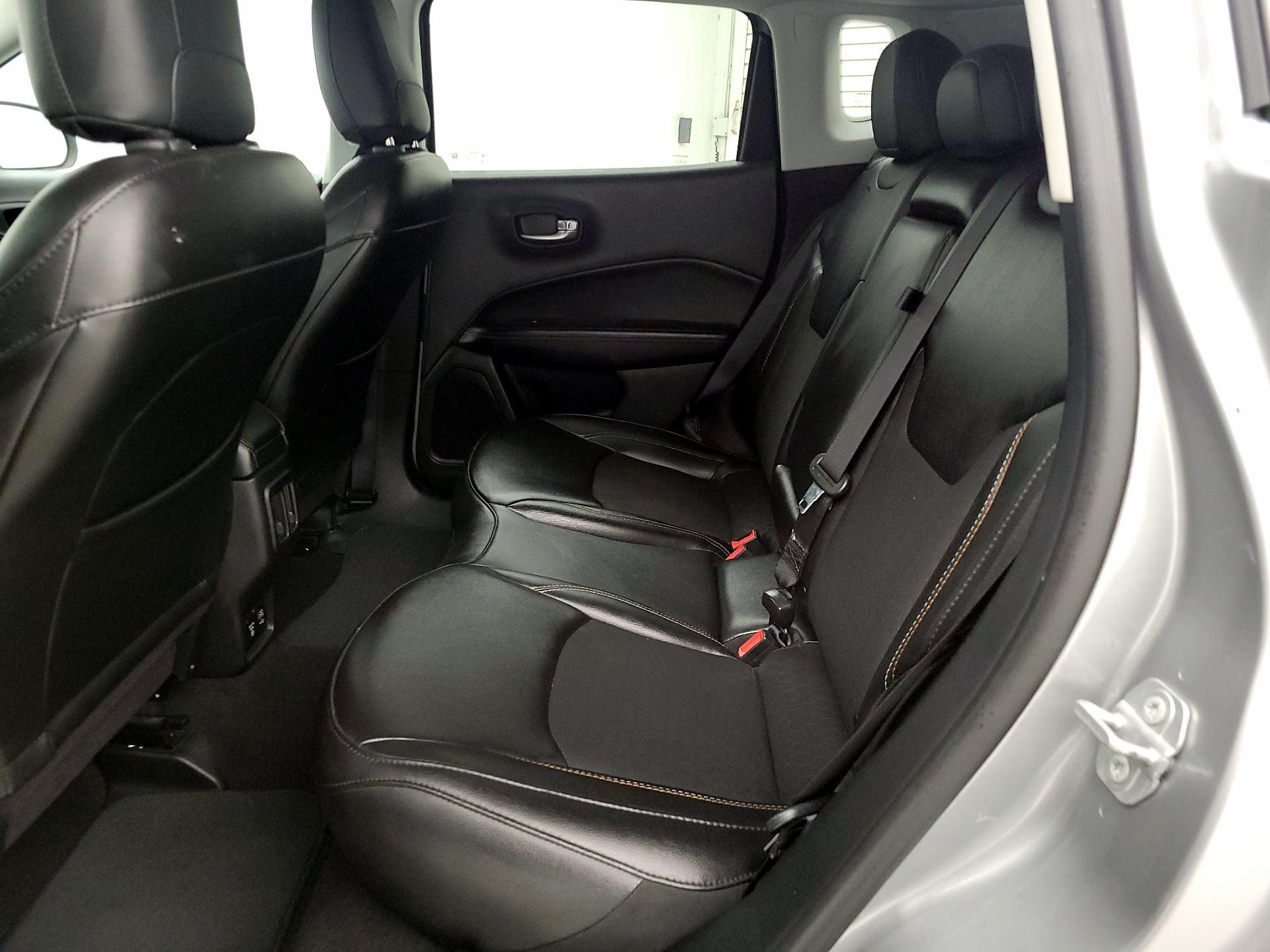 Thumbnail: 2020 Jeep Compass - 19