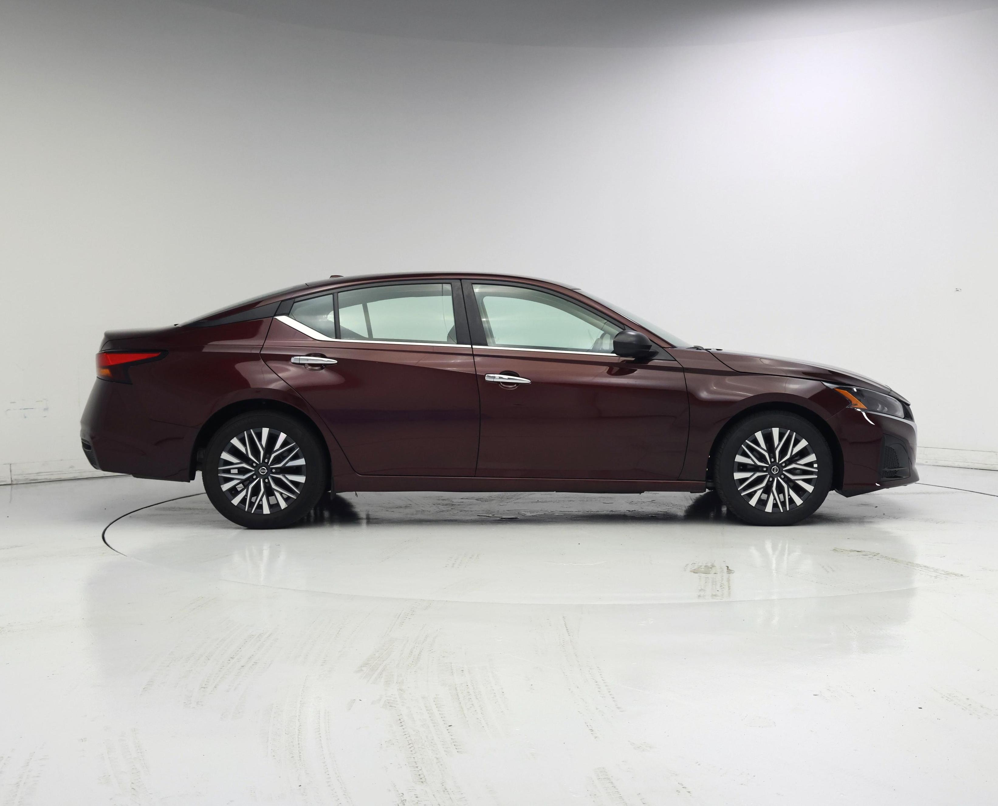 Thumbnail: 2025 Nissan Altima - 7