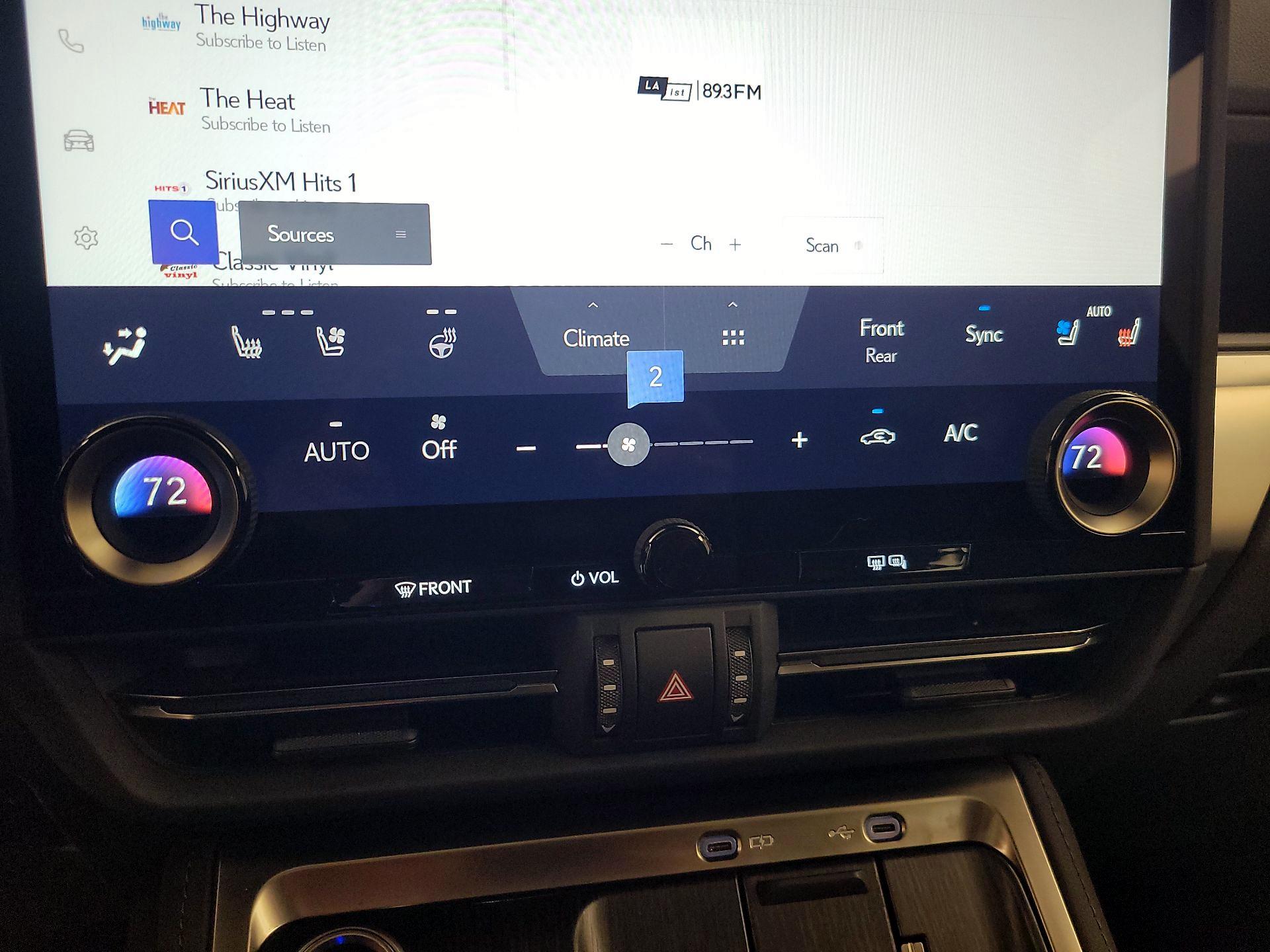 Thumbnail: 2025 Lexus GX - 17