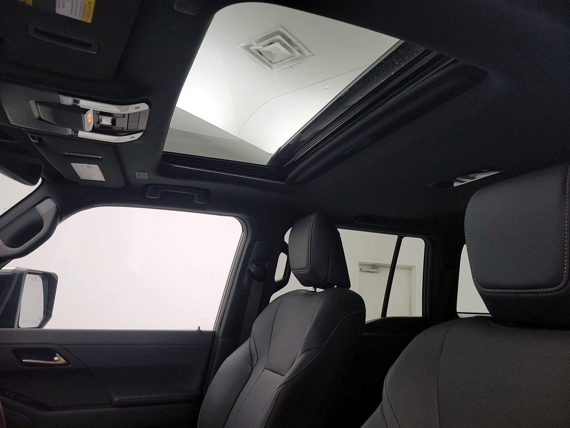 Thumbnail: 2025 Lexus GX - 20